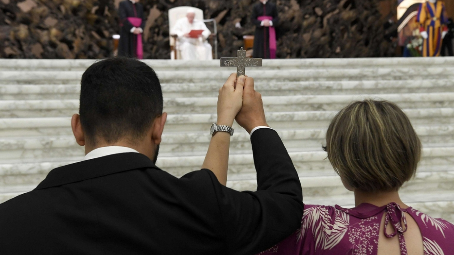 Immagine di Il Papa ai neocatecumenali: portate il Vangelo nel mondo, con e nella Chiesa