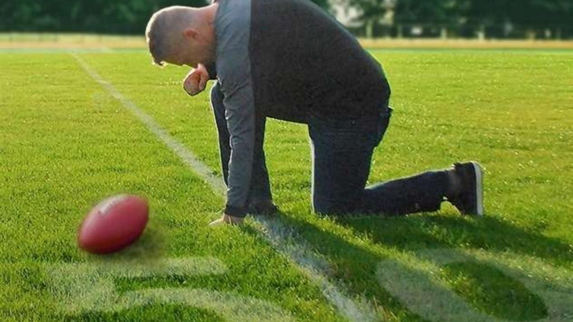 Immagine di Si può pregare in campo: la Corte Suprema dà ragione al coach