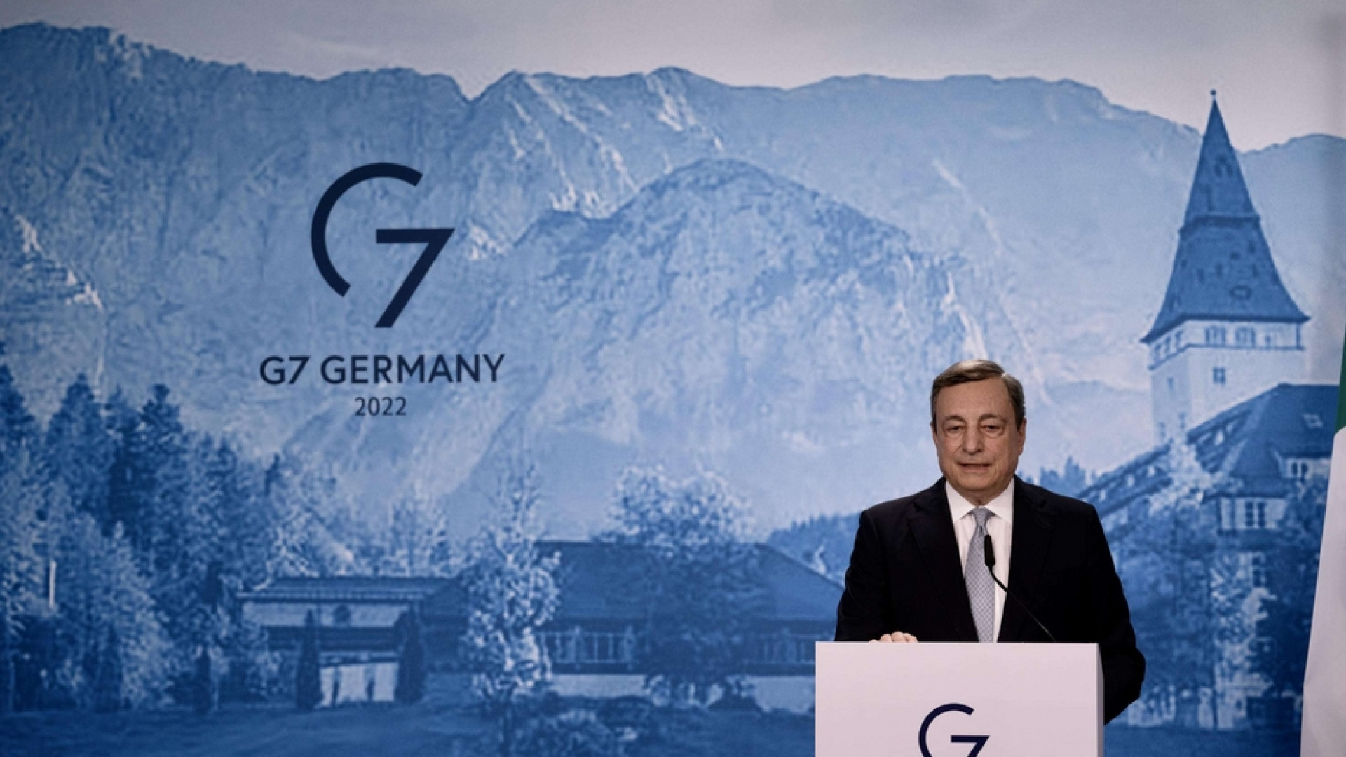 Immagine di Draghi, scontro con Mosca. «Putin non ci sarà». «Non decide lui»