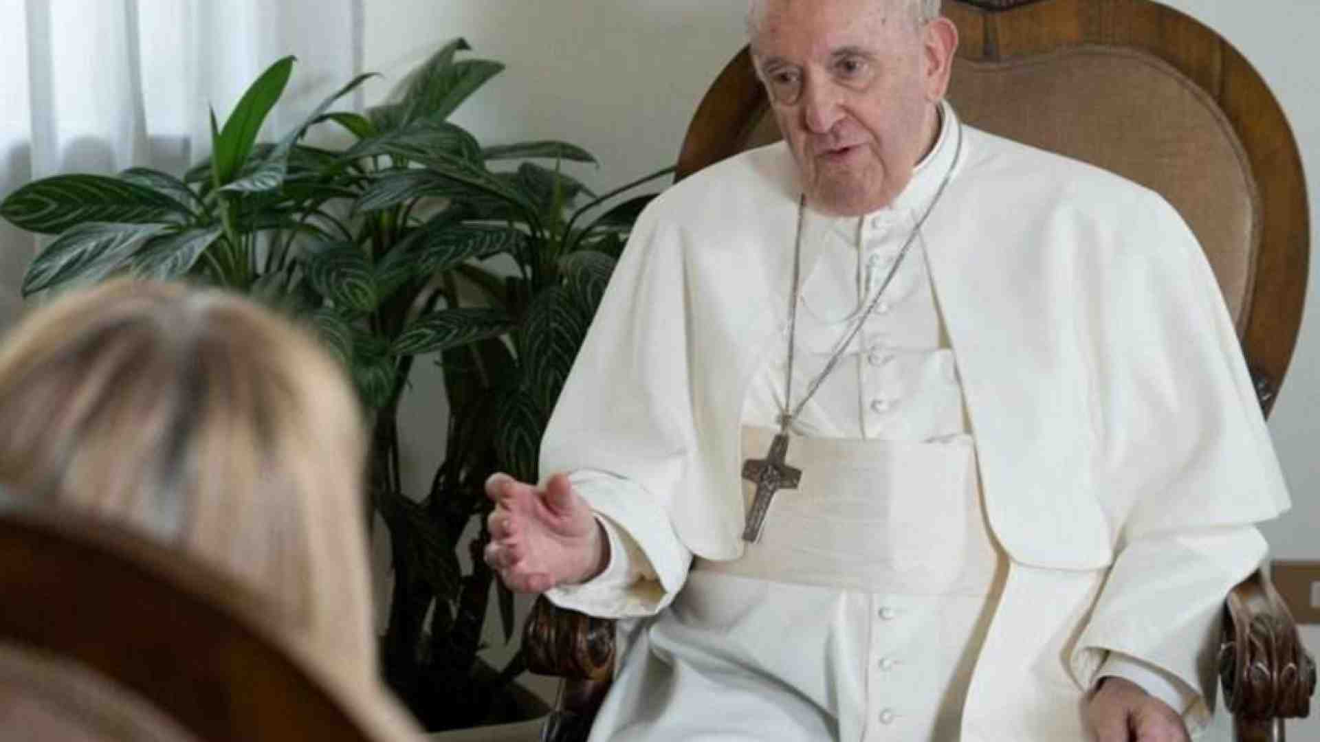 Immagine di Papa Francesco: nel tempo sono diventato più buono. Decide Lui quanto resto