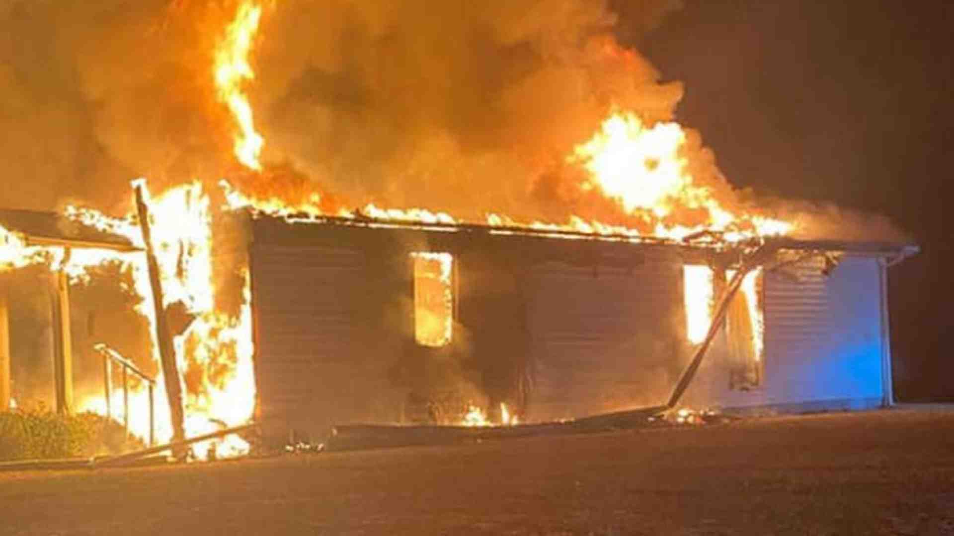 Immagine di Aborto, i roghi in chiesa fanno paura all’America