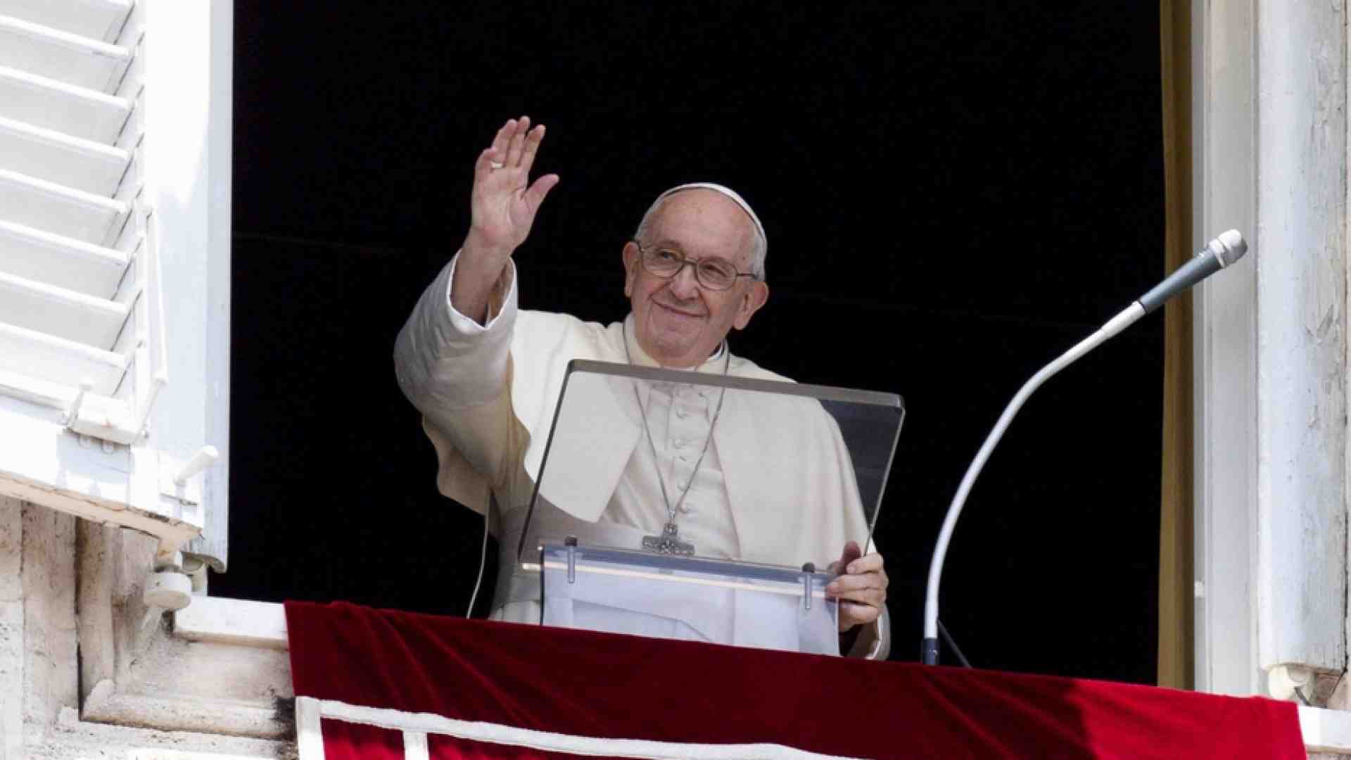 Immagine di Papa: passare dalle strategie di potere a un progetto di pace globale