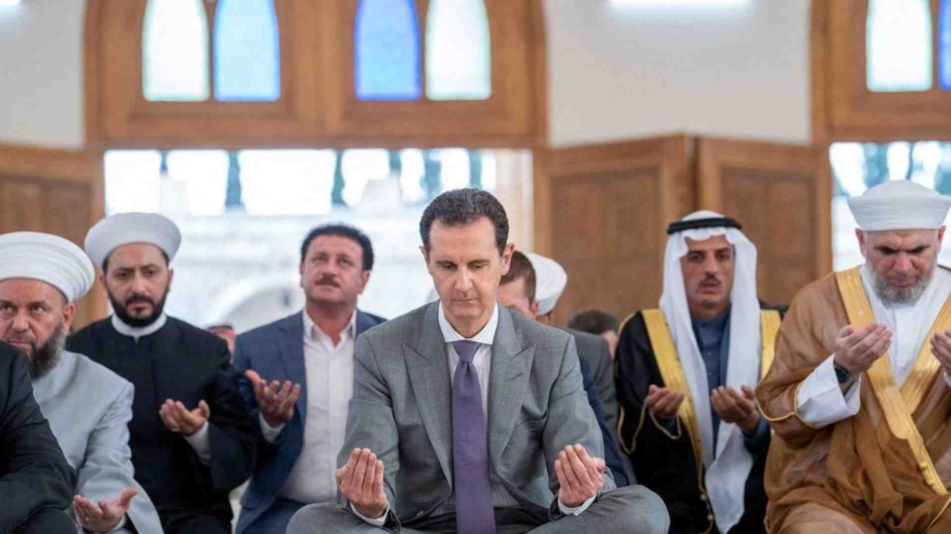 Immagine di Bashar al-Assad ritorna ad Aleppo dopo più di dieci anni