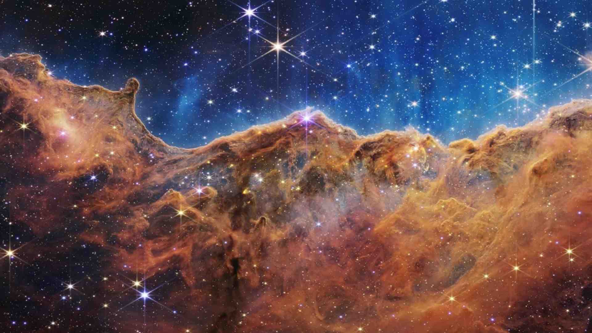 Immagine di Pianeti giganti e galassie neonate nelle immagini di Webb