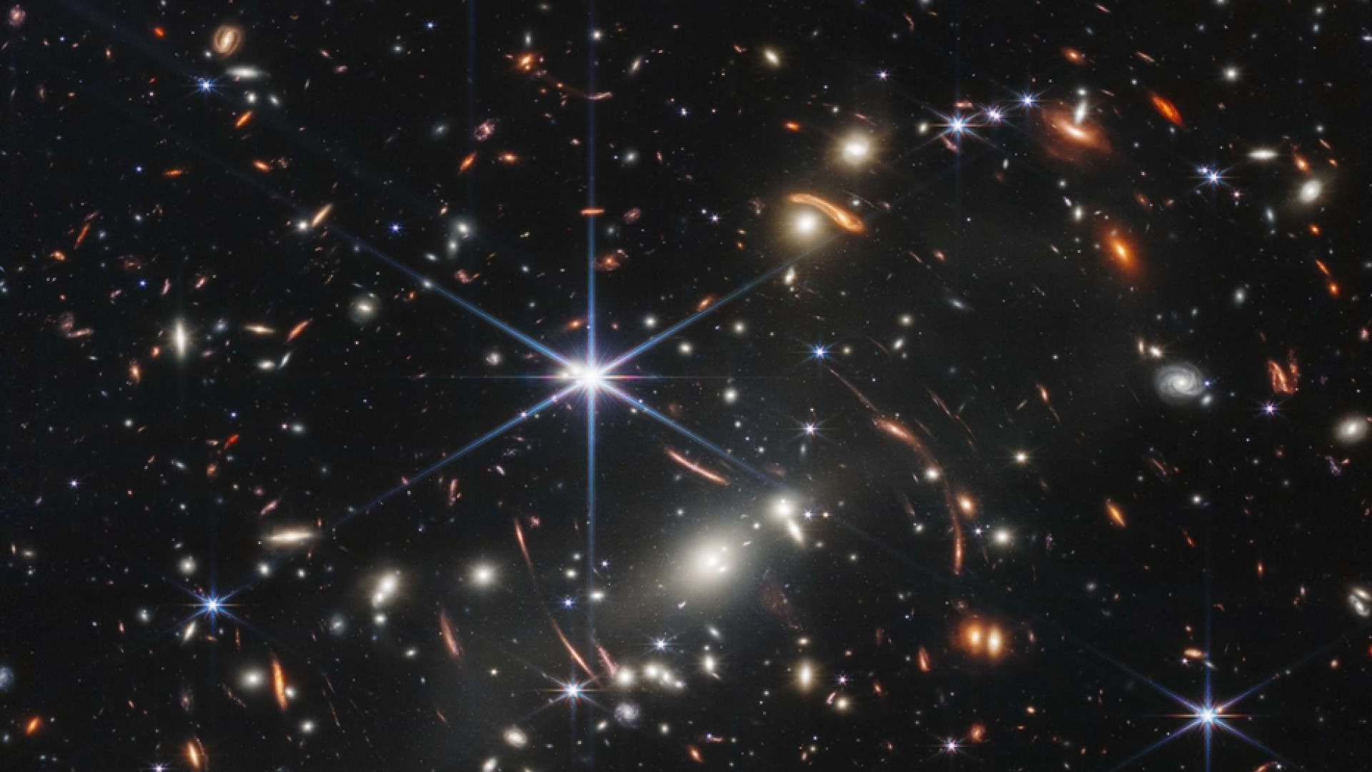 Immagine di Ecco la prima foto del telescopio Webb. Ci porta a 13 miliardi di anni fa
