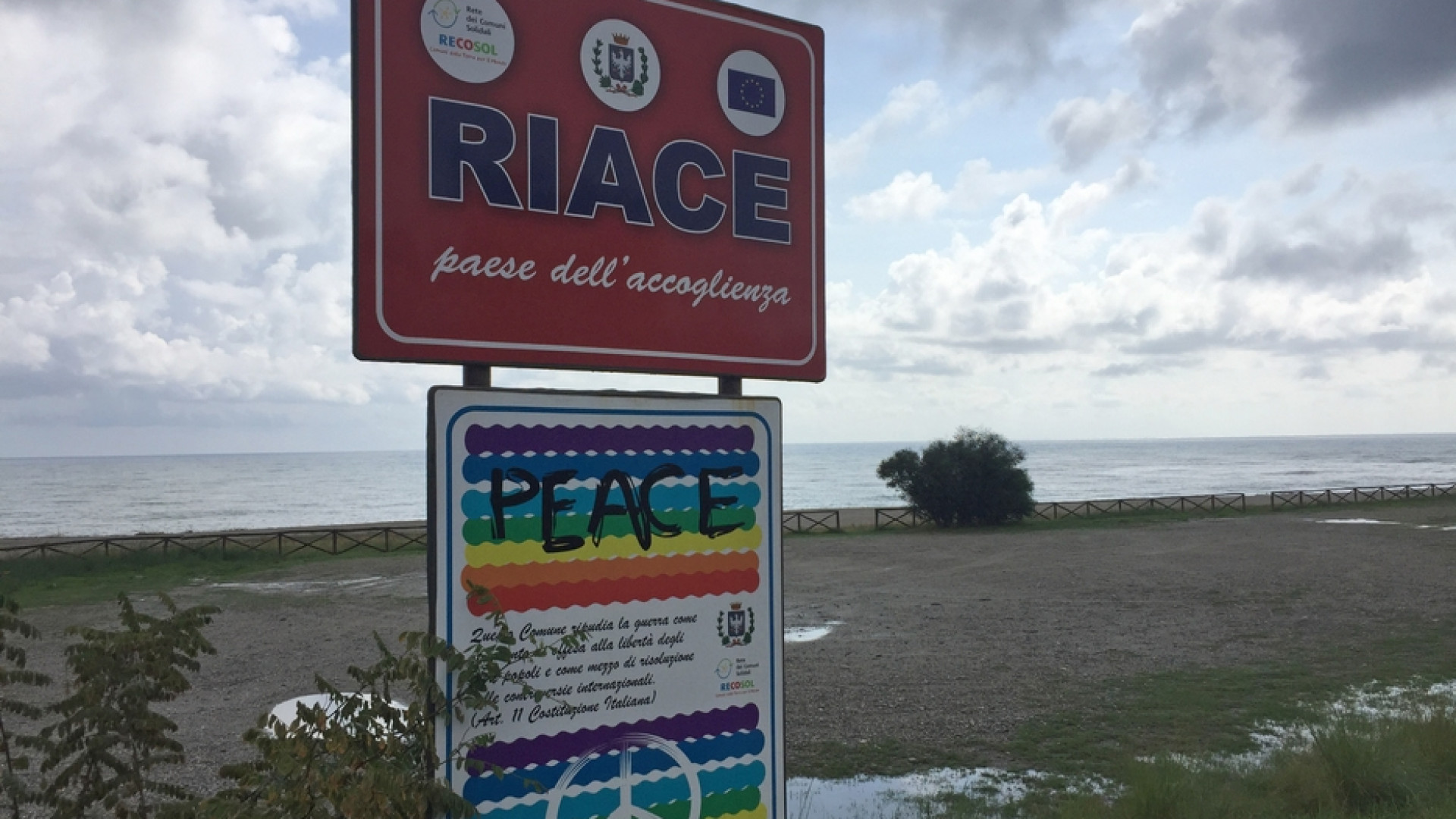 Immagine di Un appello per Mimmo Lucano: il Modello Riace vive, sosteniamolo insieme