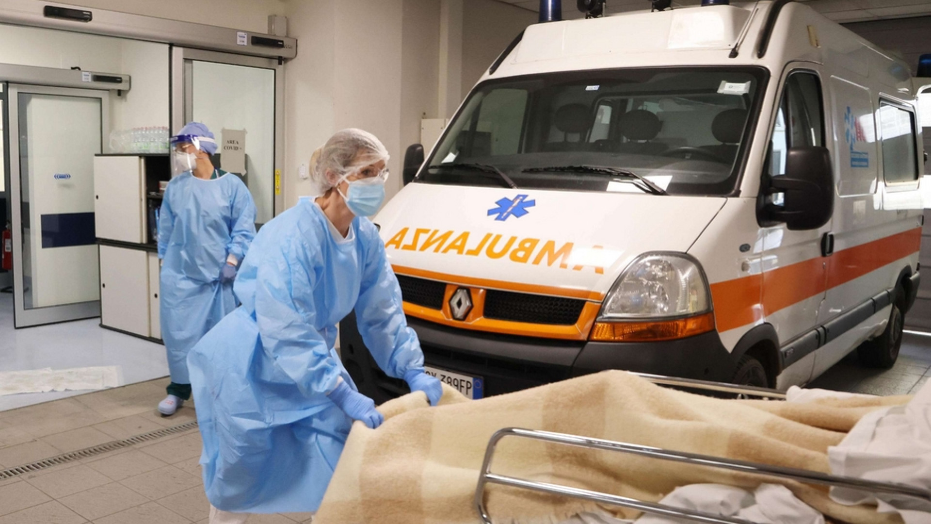 Immagine di Contagi da Covid in Italia, si arriva a 20 milioni da inizio pandemia