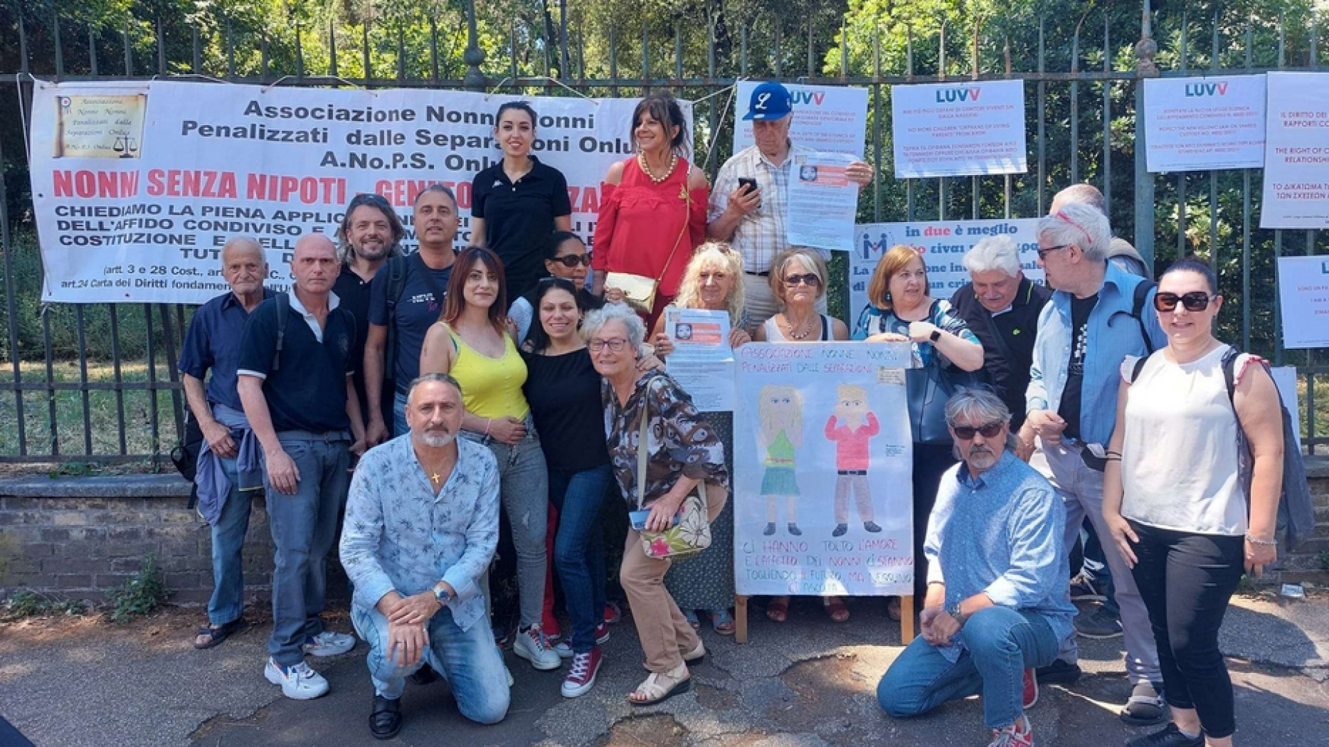 Immagine di Troppi minori 'rubati' dall'Italia. Genitori disperati: nessun aiuto