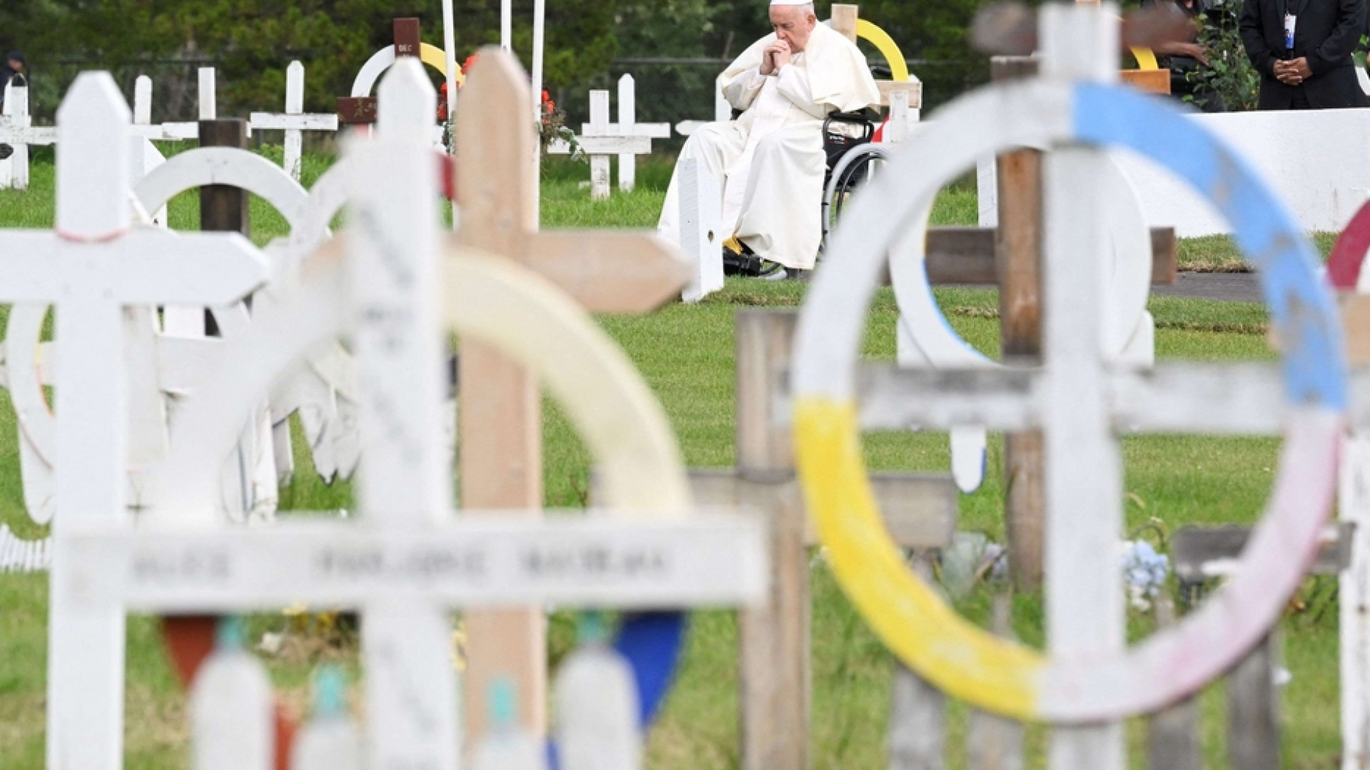 Immagine di Il Papa: «Invoco perdono per il male fatto agli indigeni da tanti cristiani»