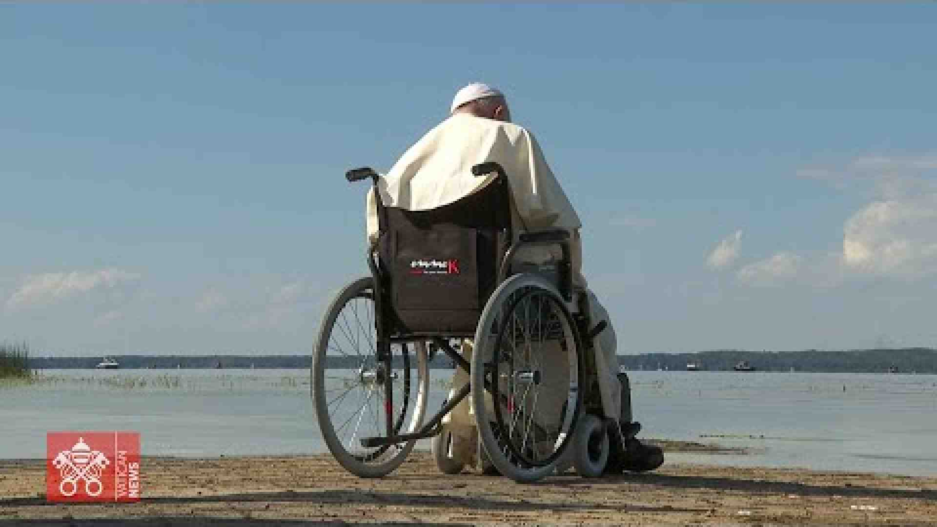 Immagine di Il Papa: le madri e nonne aiutano a risanare le ferite