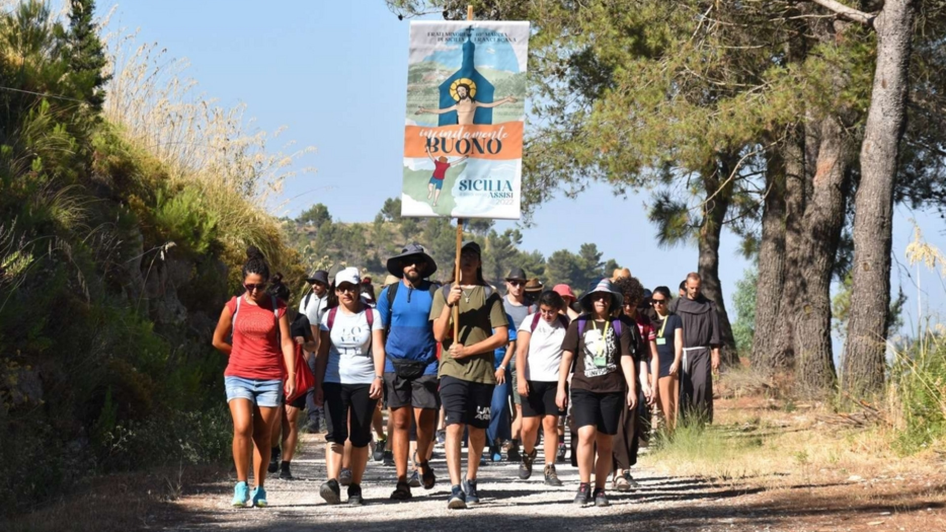 Immagine di I 40 anni della Marcia francescana. I giovani in cammino con il Poverello