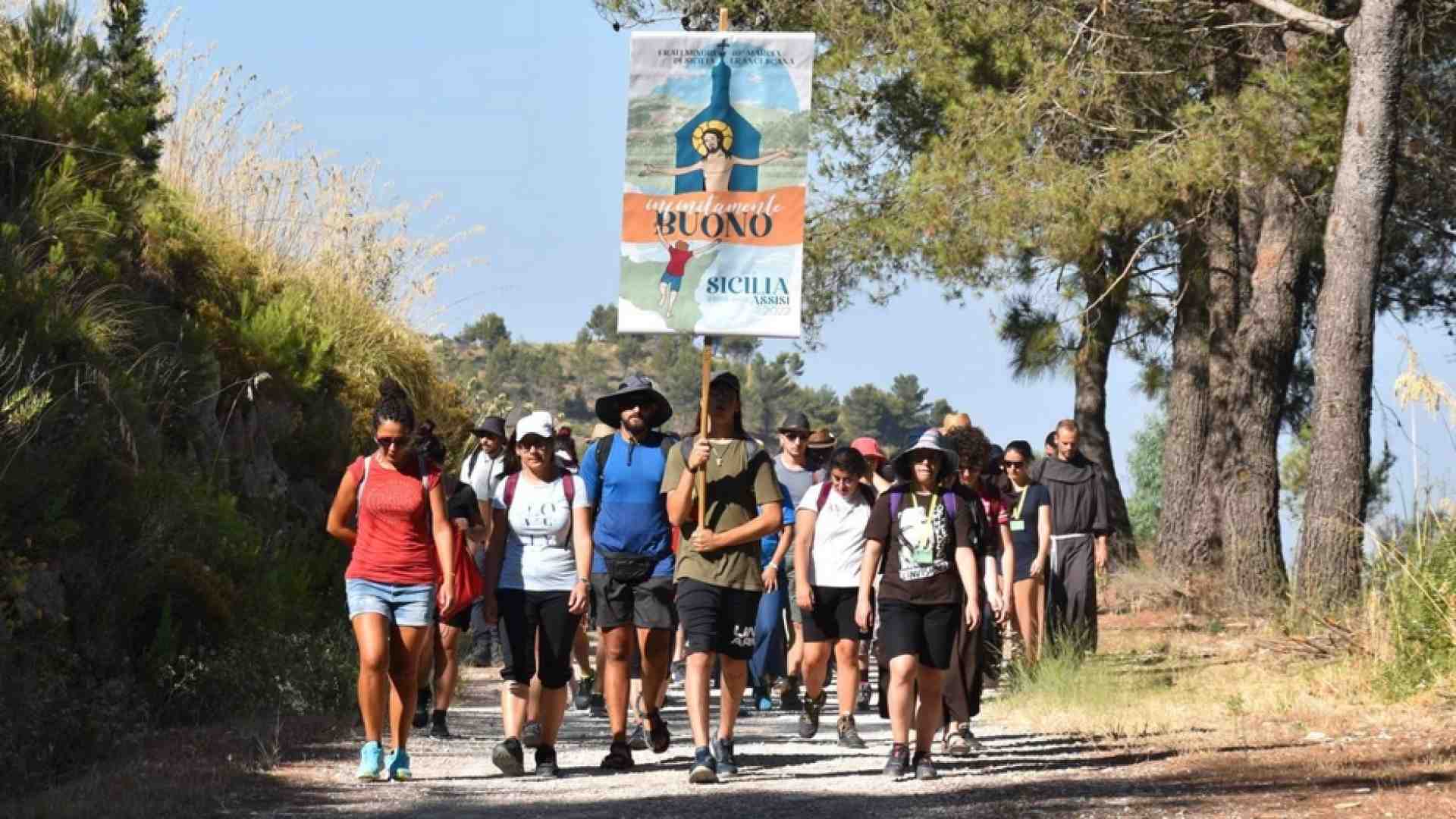 Immagine di I 40 anni della Marcia francescana. I giovani in cammino con il Poverello