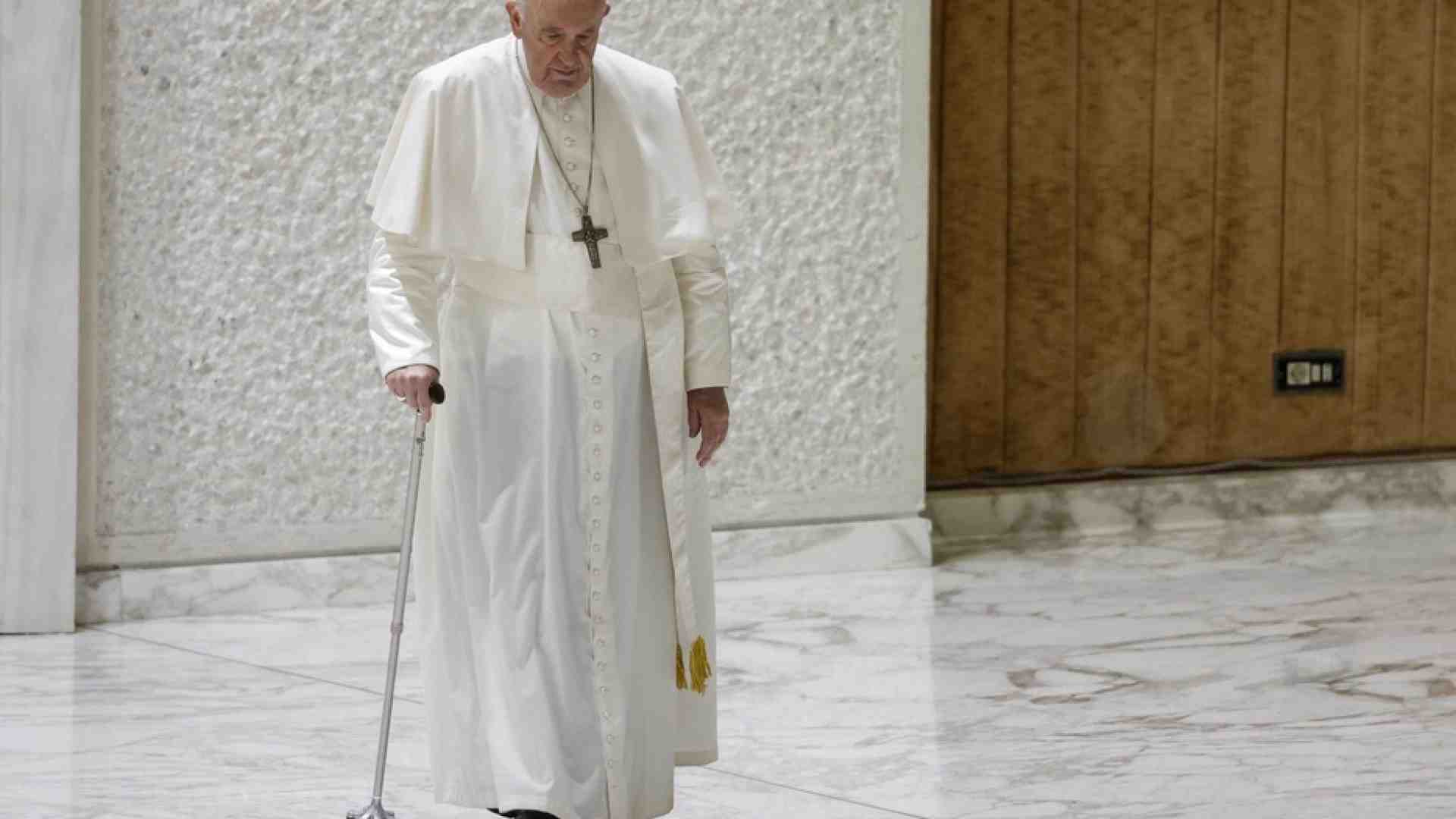 Immagine di Il Papa: volere l'eterna giovinezza è delirante
