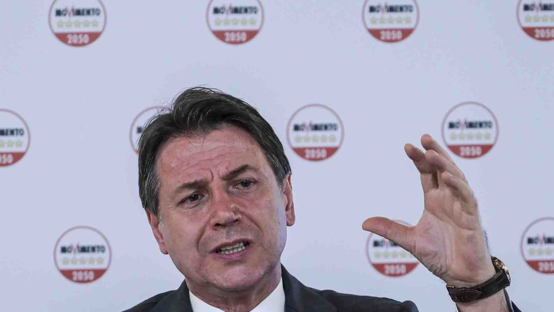 Immagine di Conte: «Questa destra è una tigre di carta. Ora basta armi»