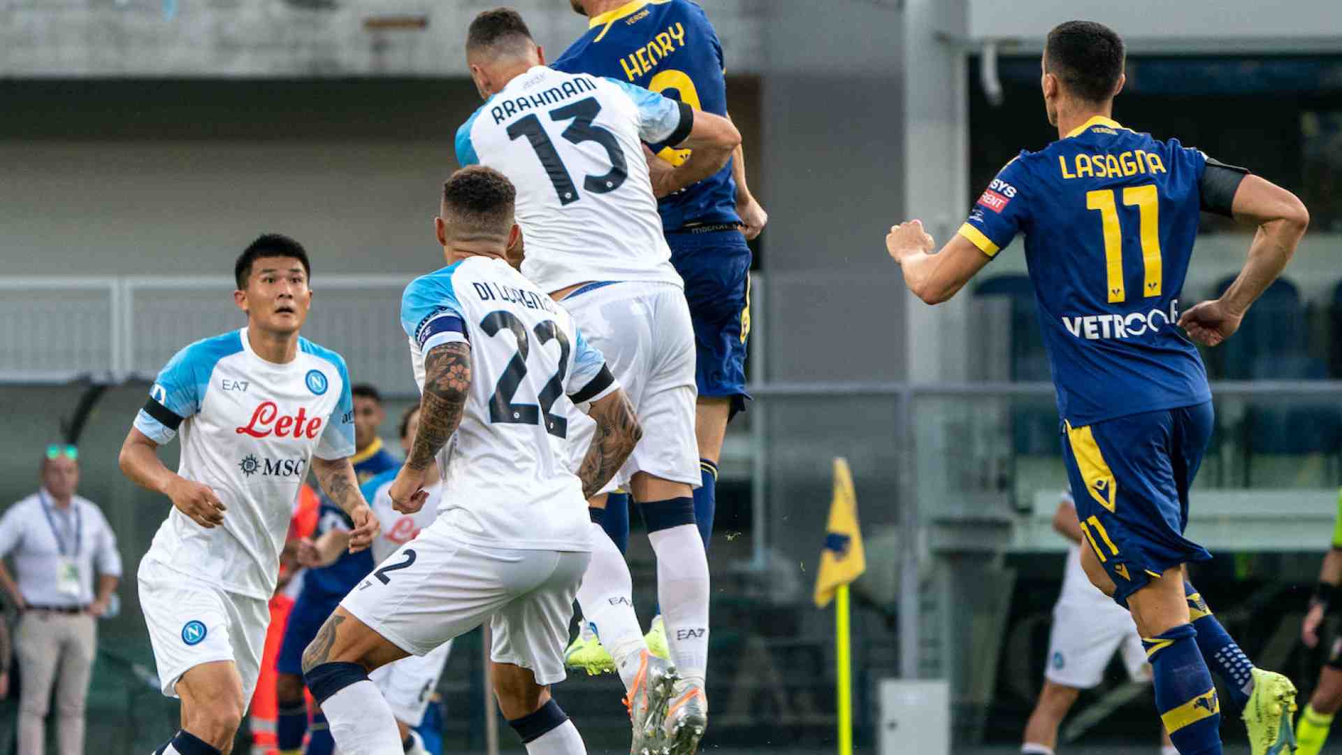 Immagine di Hellas, urgono rimedi alla banda del buco: 2-5 Napoli