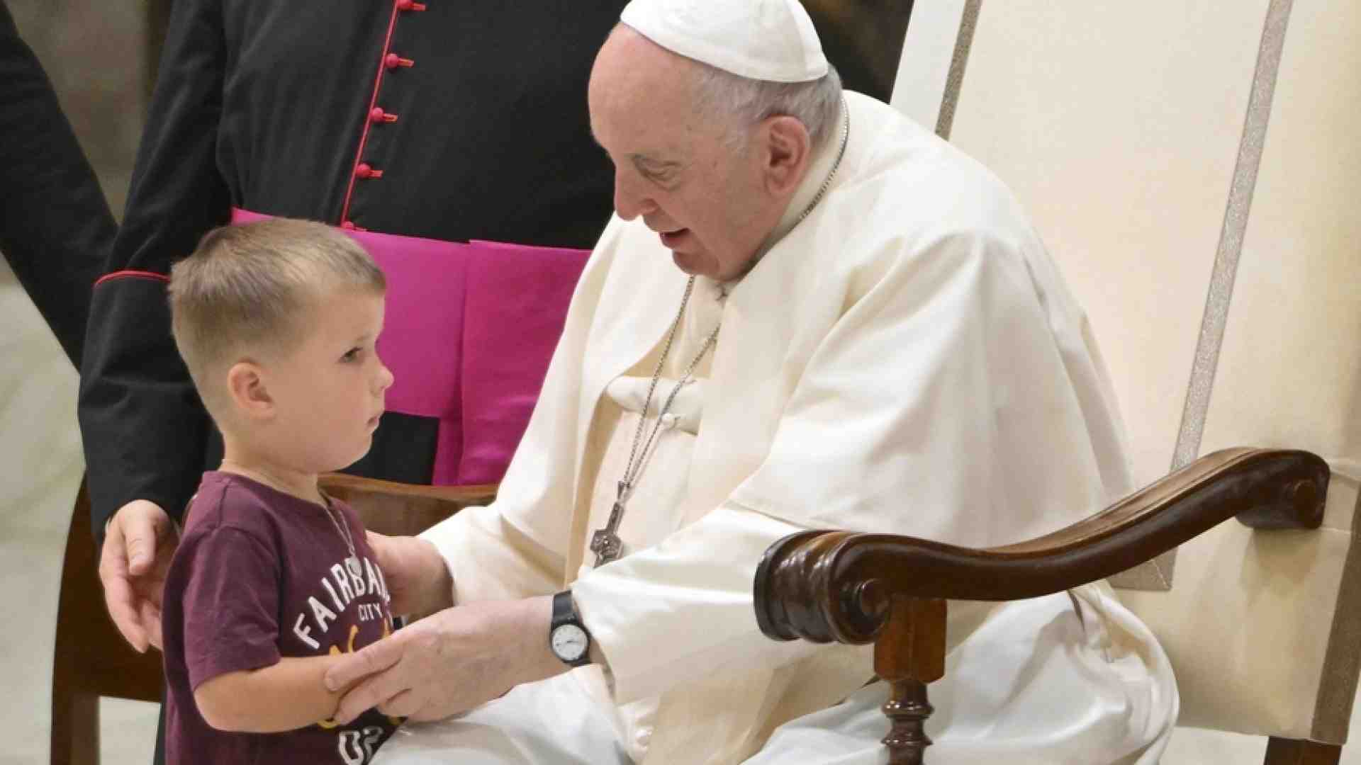 Immagine di Il Papa: l’alleanza dei vecchi e dei bambini salverà l'umanità