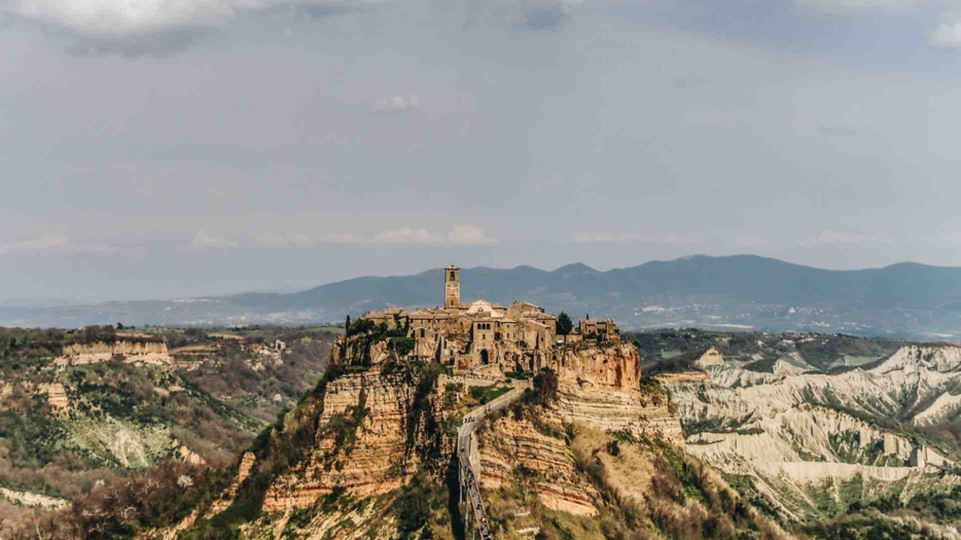 Immagine di Abbasso i "borghi", evviva i paesi: solo così si salva l'Italia interna