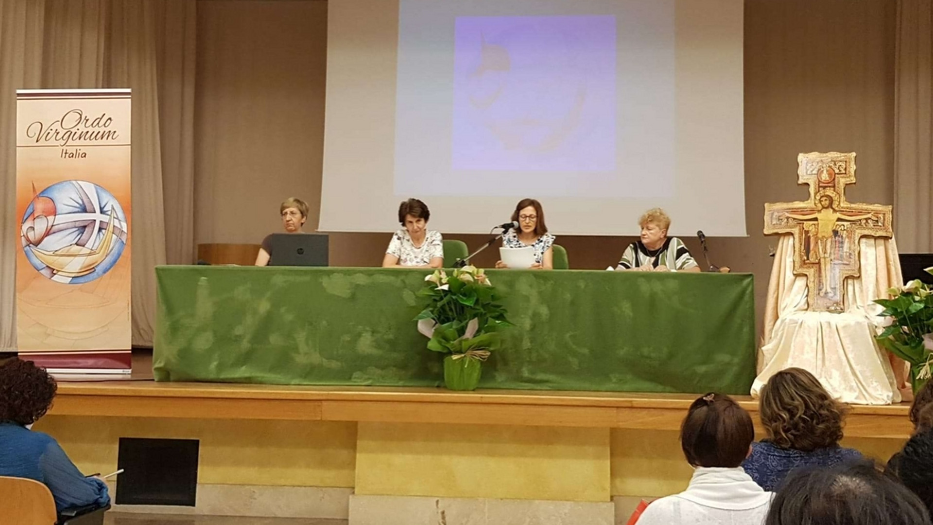 Immagine di L'Ordo virginum alla prova della formazione permanente