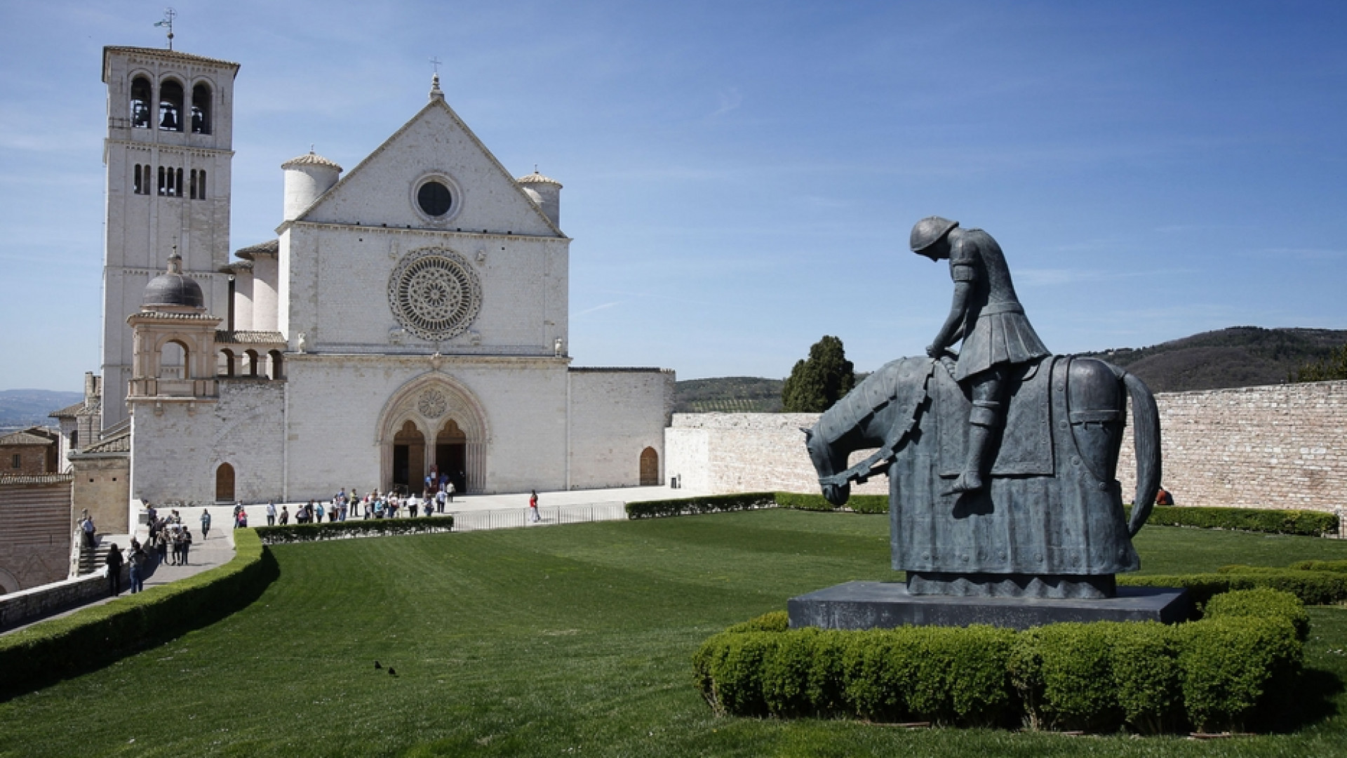Immagine di Il Cortile di Francesco tra eternità e le grandi sfide del tempo presente