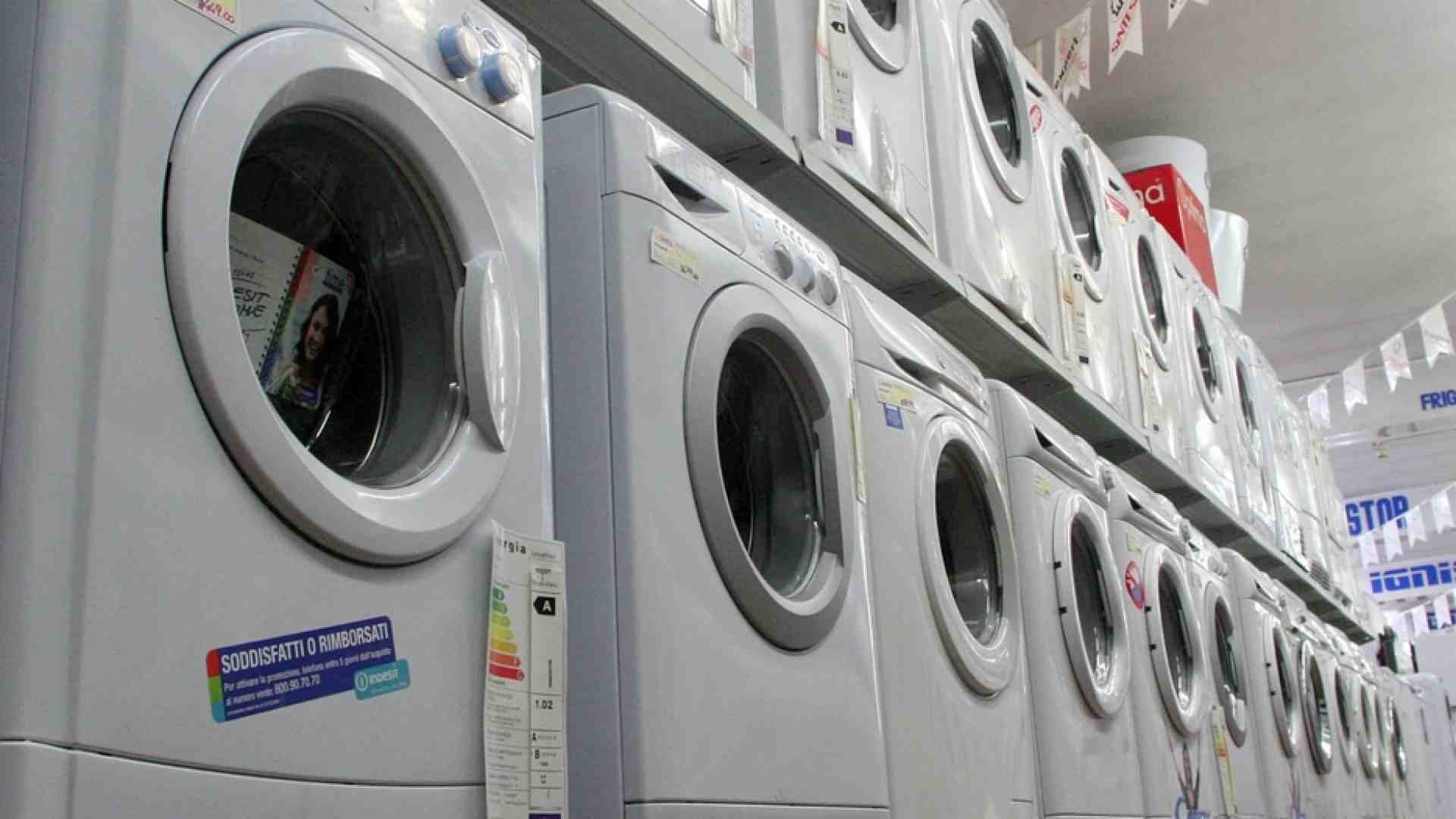 Immagine di Caro energia ed elettrodomestici: come risparmiare in casa