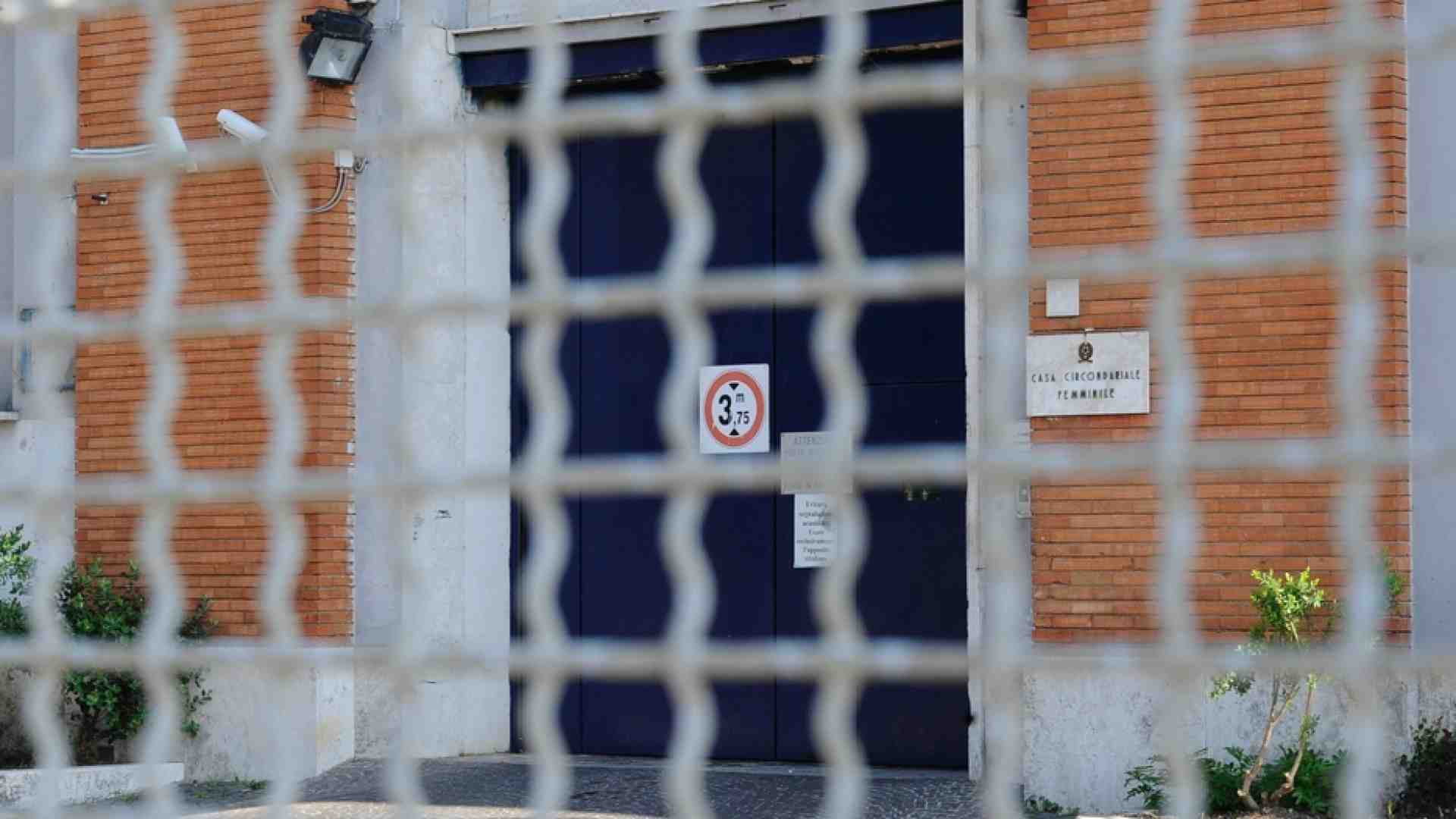 Immagine di Aprire il carcere per le mamme e i figli. E l'asilo senza sbarre al quartiere