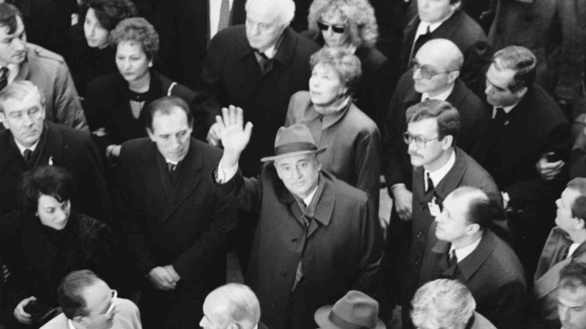 Immagine di Milano-Urss: quella visita di Gorbaciov che conquistò la città