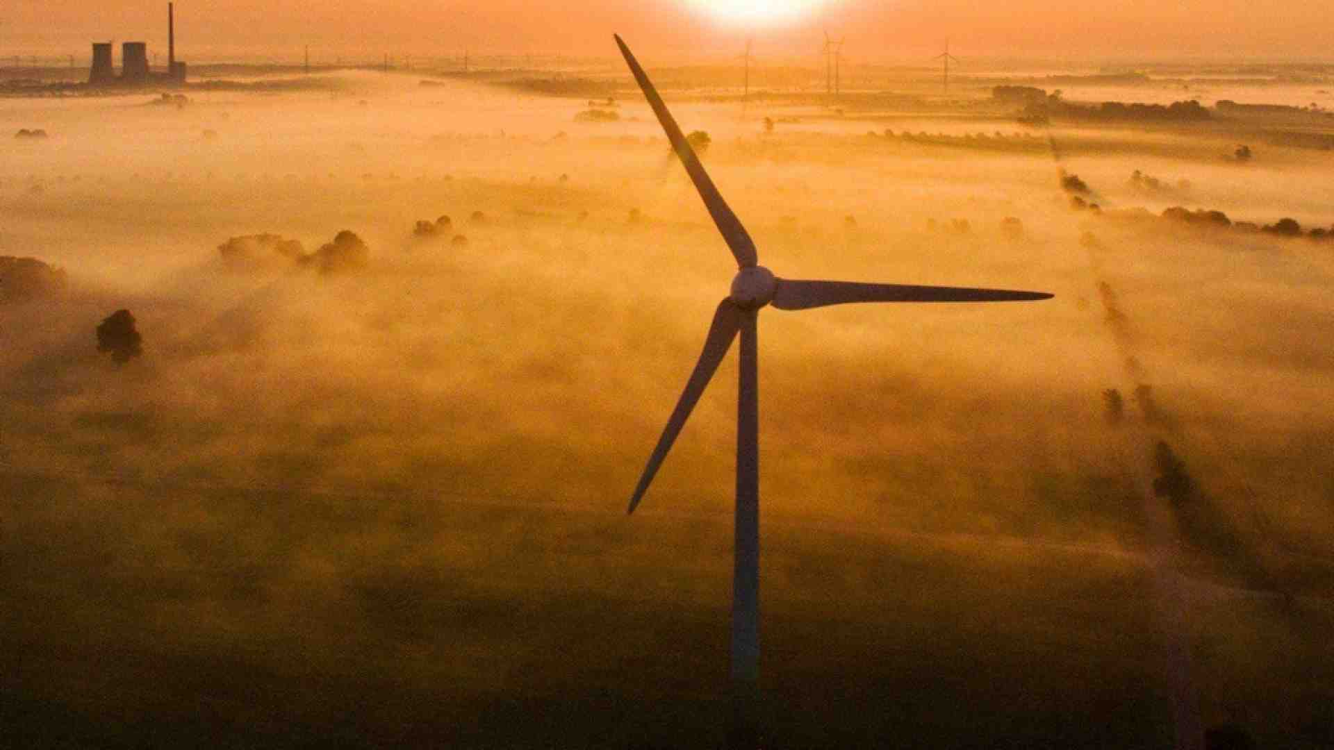 Immagine di Rischiamo una crisi spacca-euro. Può salvarci l'«economia verde»