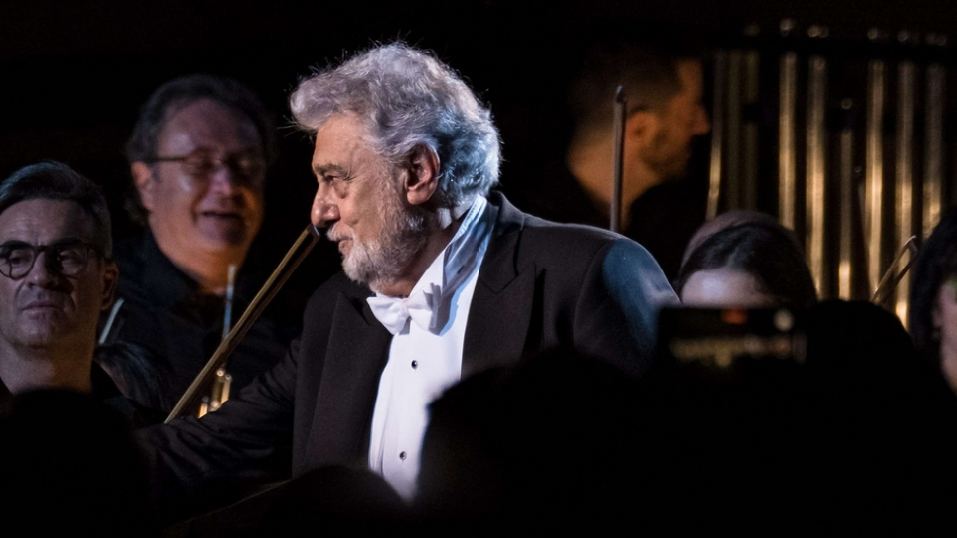 Immagine di Placido Domingo scrive una lettera all'Arena: «Chiedo scusa»