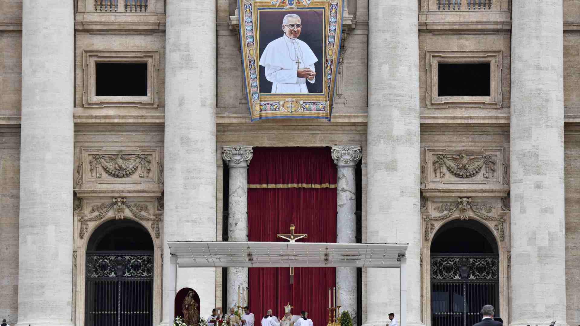 Immagine di Giovanni Paolo I è beato. "Volto di una Chiesa lieta e non arcigna"