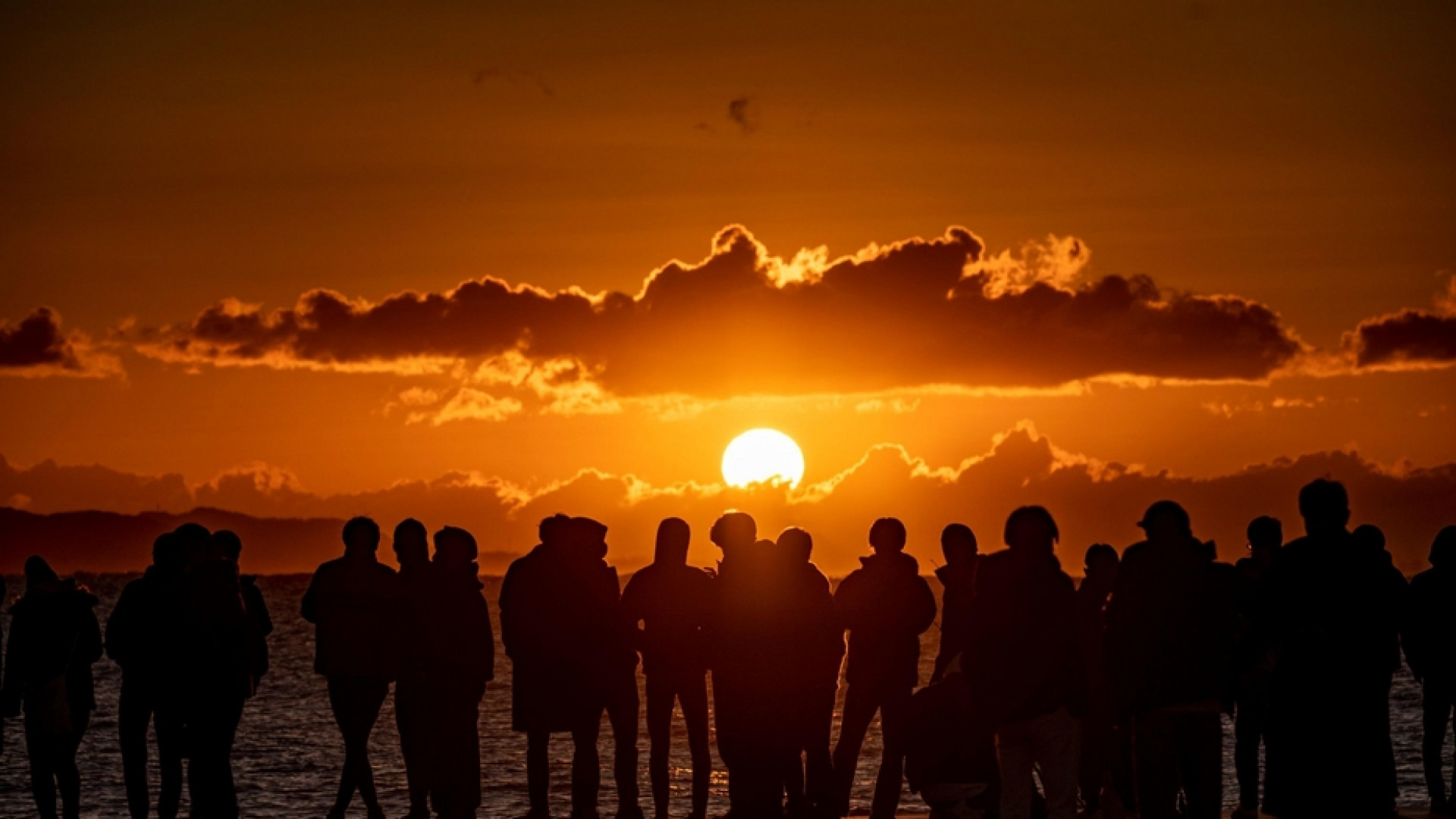 Immagine di Oltre edonismo e disagio sociale. Ripartire dalle passioni positive