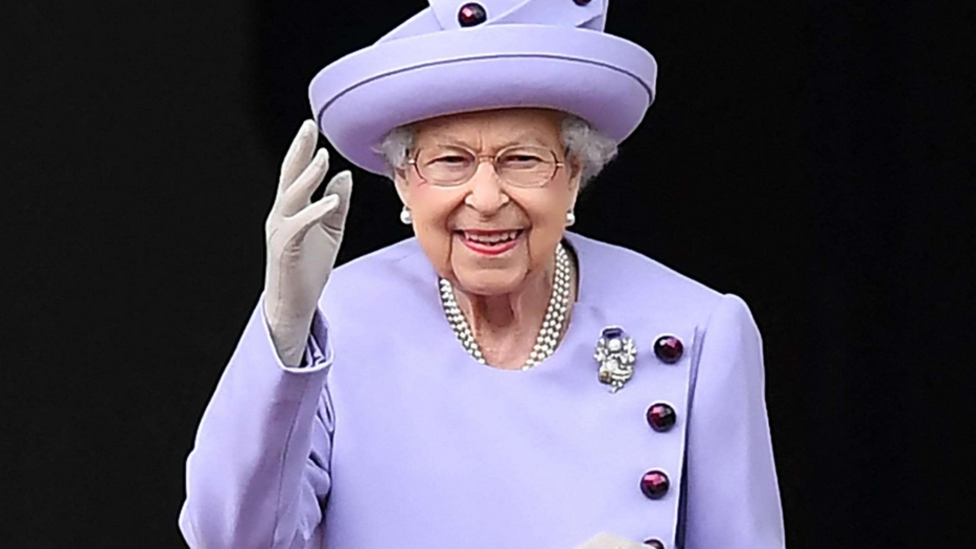 Immagine di La regina Elisabetta II è morta. La commozione del mondo intero