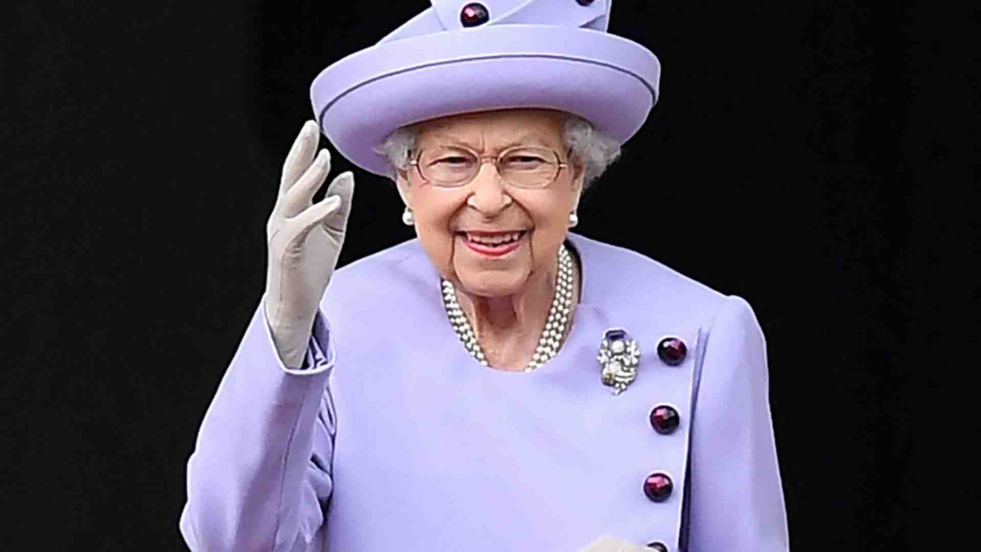 Immagine di La regina Elisabetta II è morta. La commozione del mondo intero