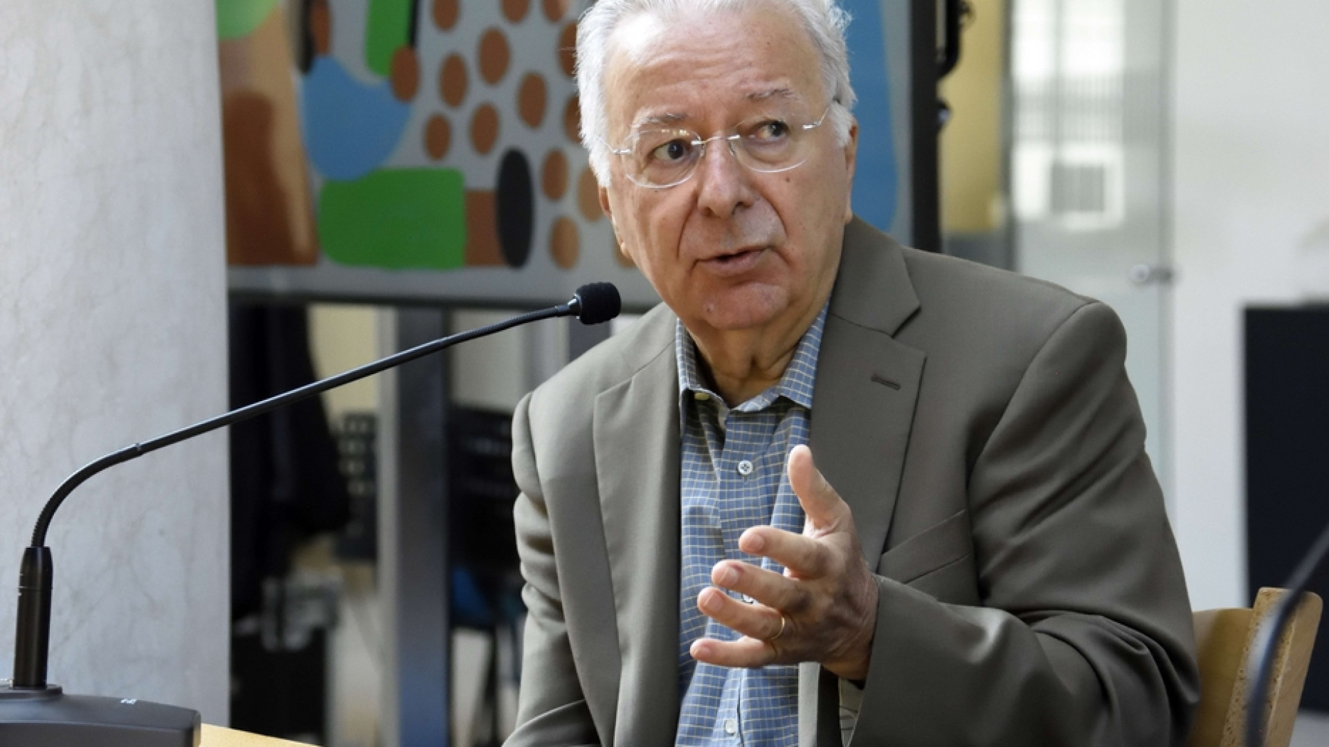Immagine di Faggin: «La coscienza non sta in un chip»