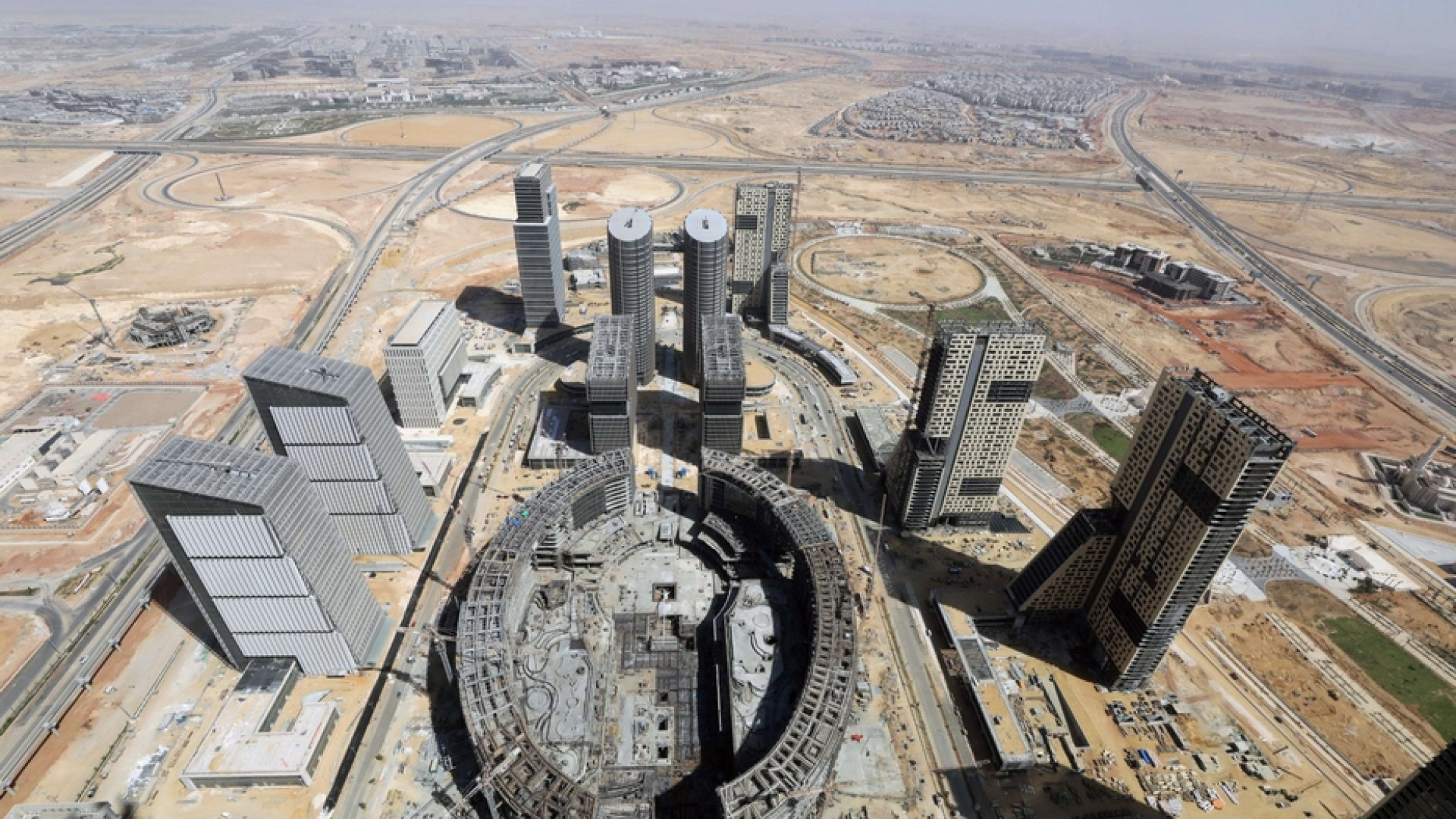 Immagine di Addio al Cairo, il faraone Al-Sisi sta costruendo una nuova capitale