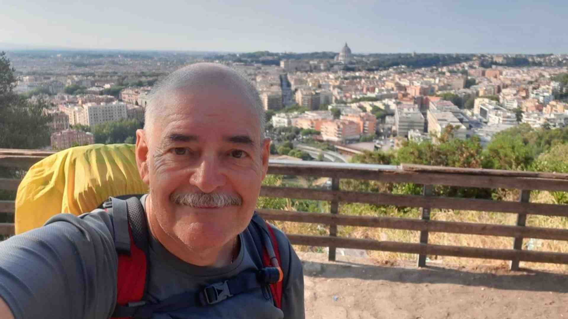 Immagine di Paolo Molon e la sua storia di pellegrino sotto la luna