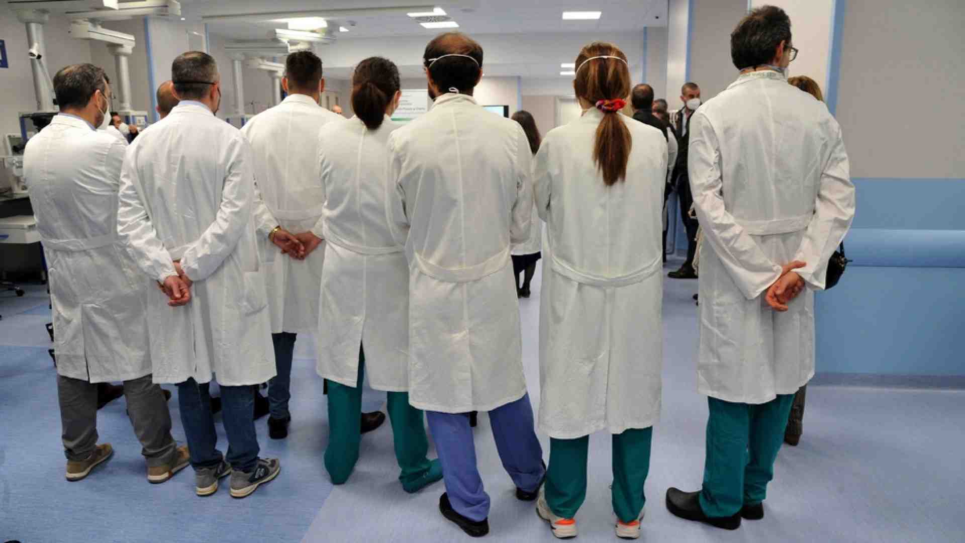 Immagine di Medici morti in pandemia, nessun indennizzo