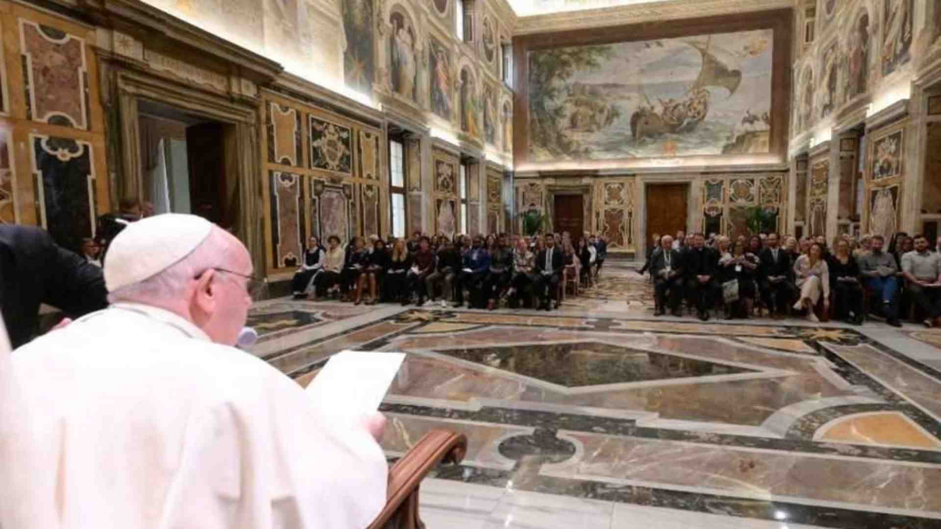 Immagine di Il Papa: scuola e università siano spazi di integrazione
