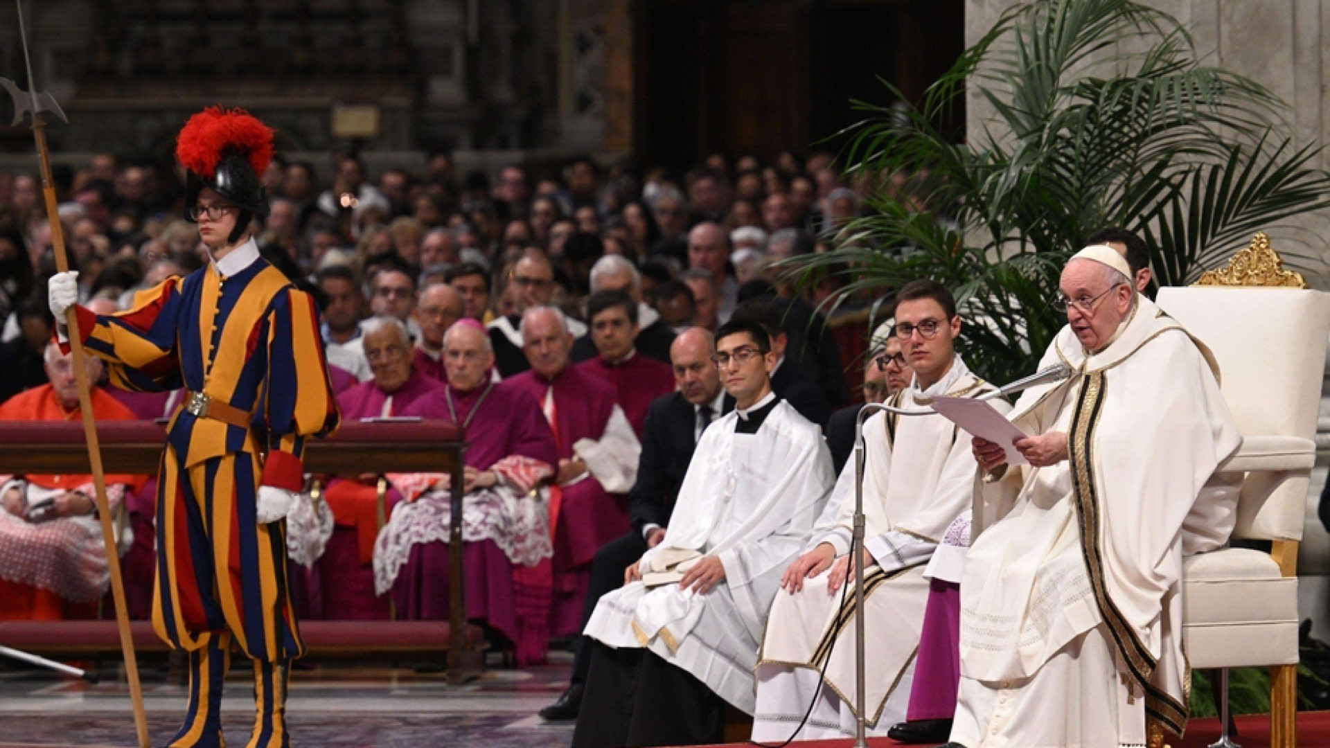 Immagine di Papa Francesco: «Riscopriamo il Concilio per ridare il primato a Dio»