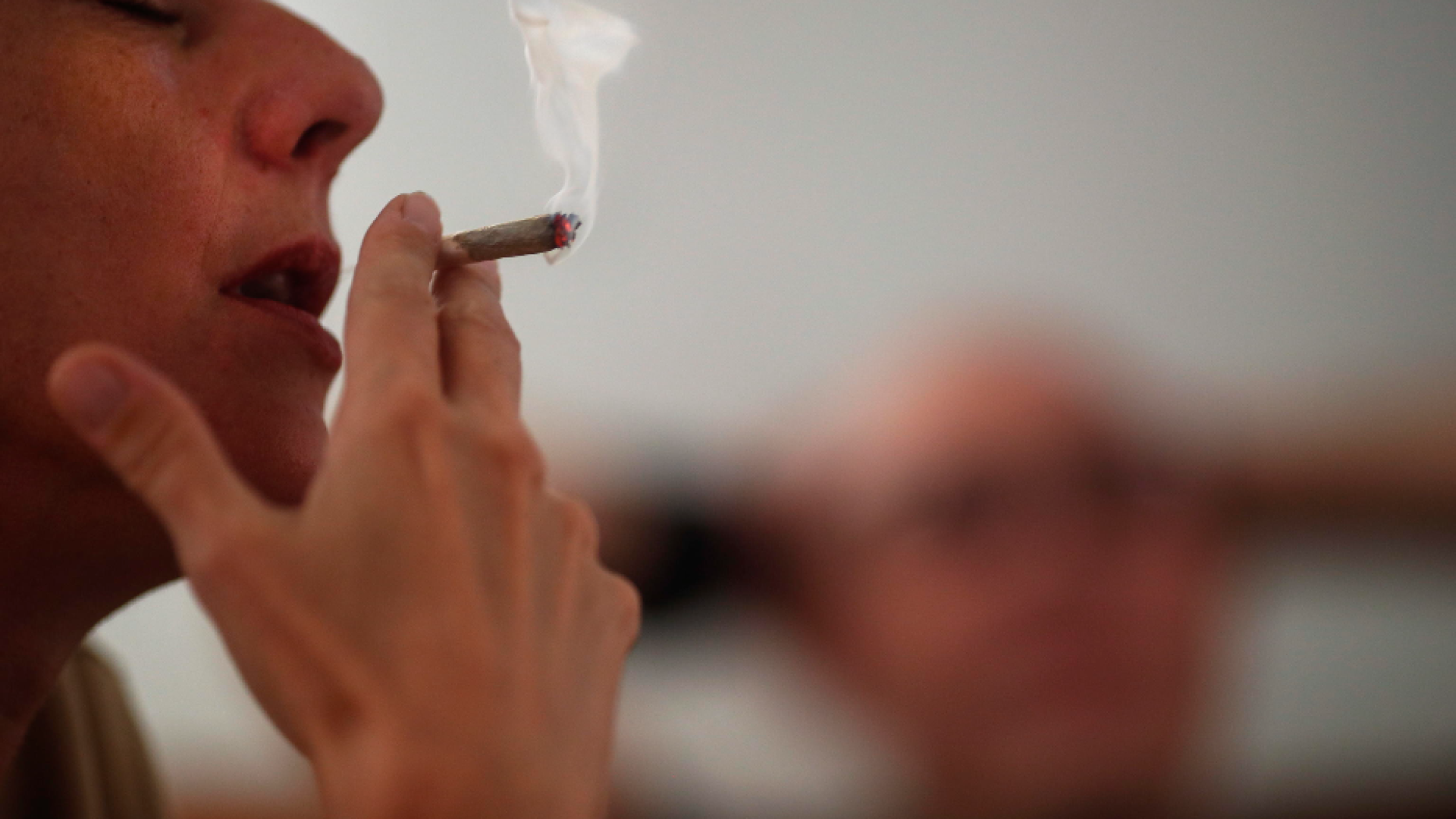 Immagine di «Se vostro figlio "si fa le canne" serve dialogo, non punizioni»