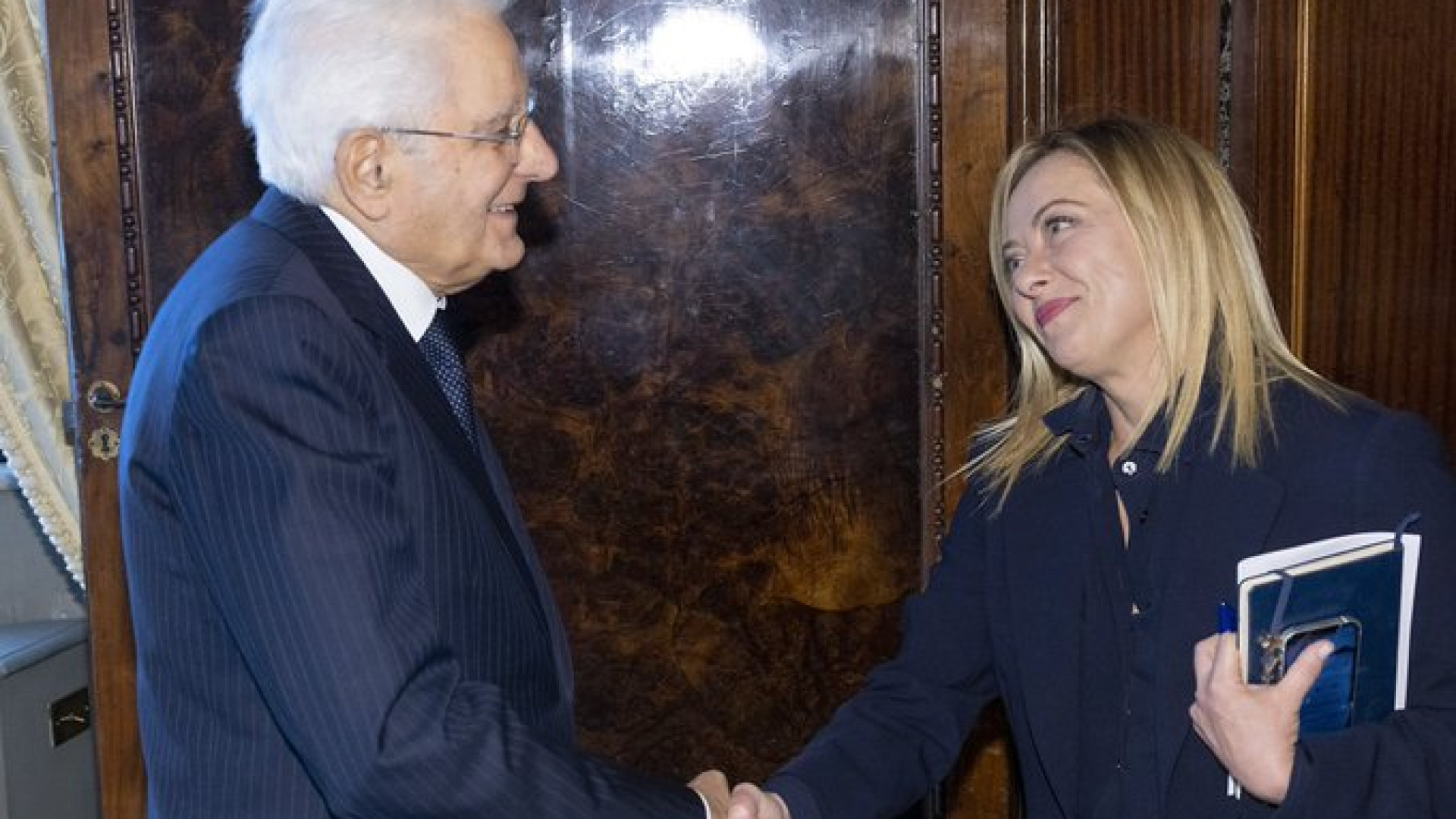 Immagine di Meloni è la nuova premier. Il governo giura sabato. Gli auguri di Mattarella