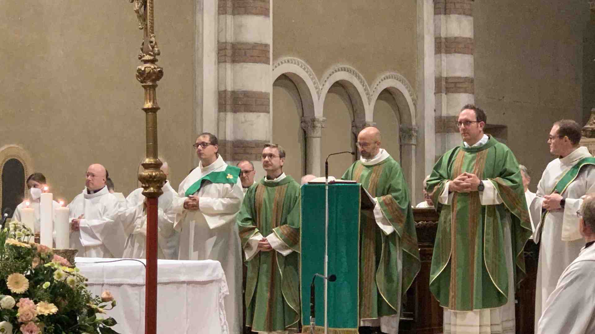 Immagine di I nuovi parroci: «Nel caos odierno Gesù ci dona sempre nuova speranza»