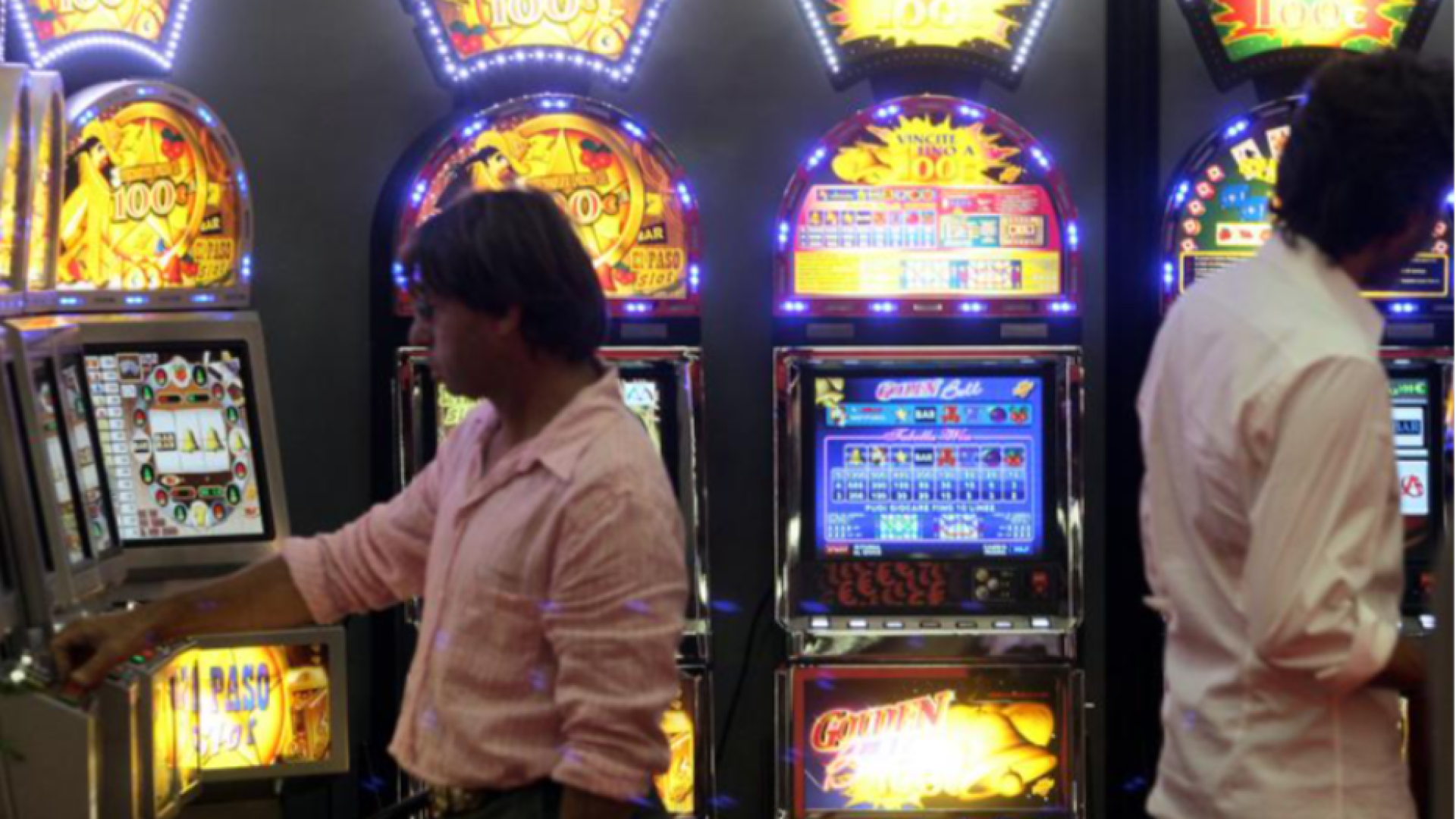 Immagine di Altro che crisi: slot e scommesse sfilano agli italiani 140 miliardi