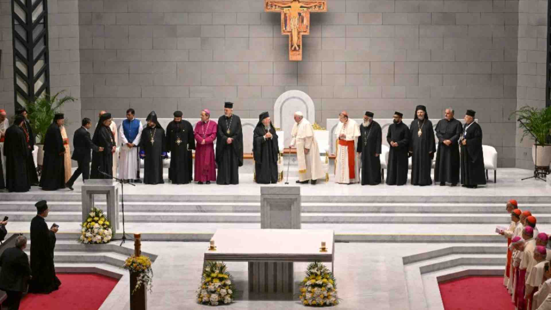 Immagine di Il Papa e la preghiera per la pace: per i cristiani unità nella diversità