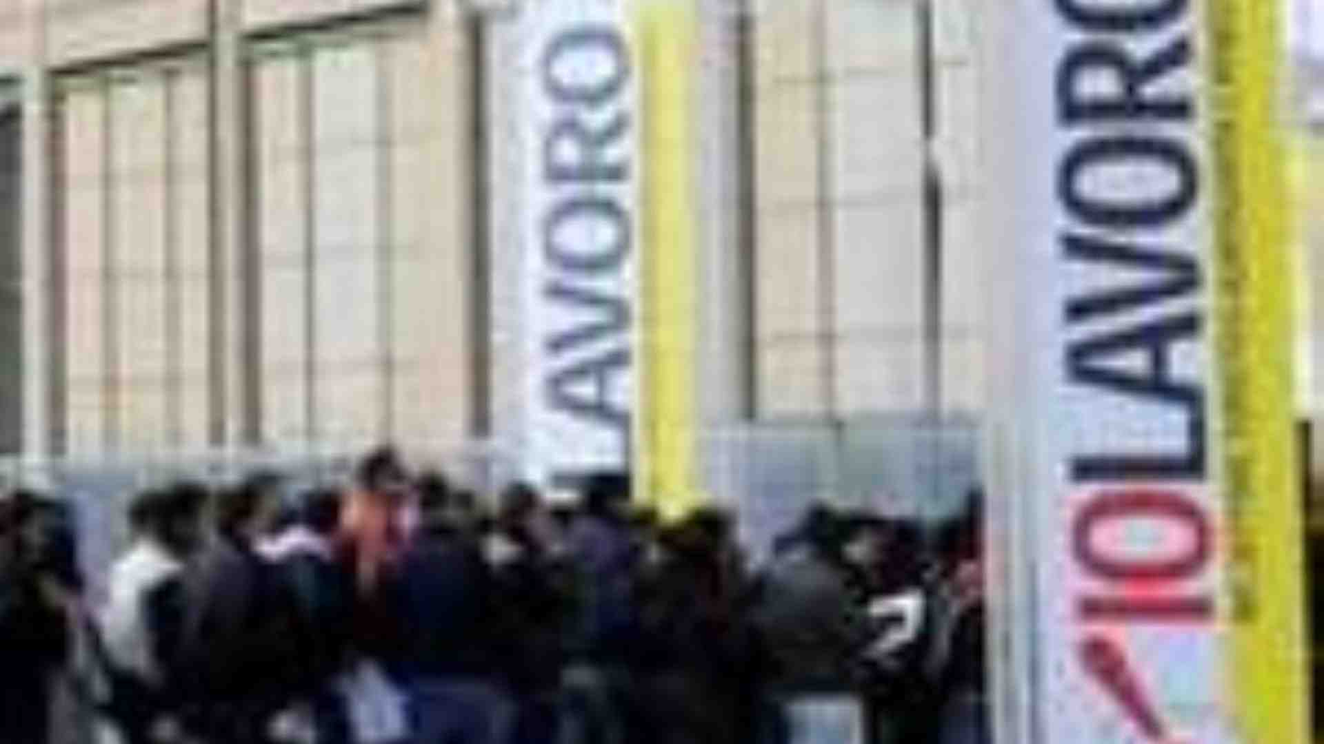 Immagine di Giovani sempre più precari e sottopagati