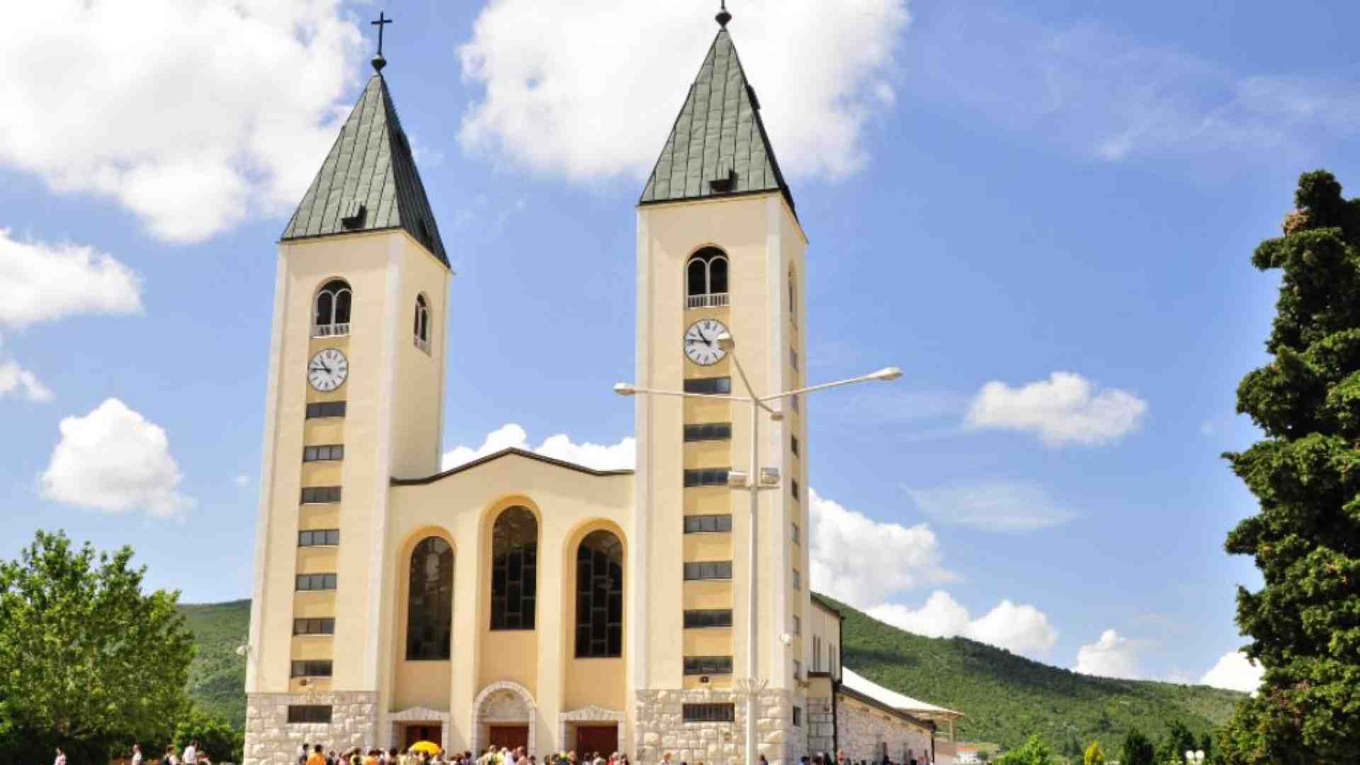 Immagine di Il visitatore apostolico Cavalli: «Medjugorje, luogo di grazia»