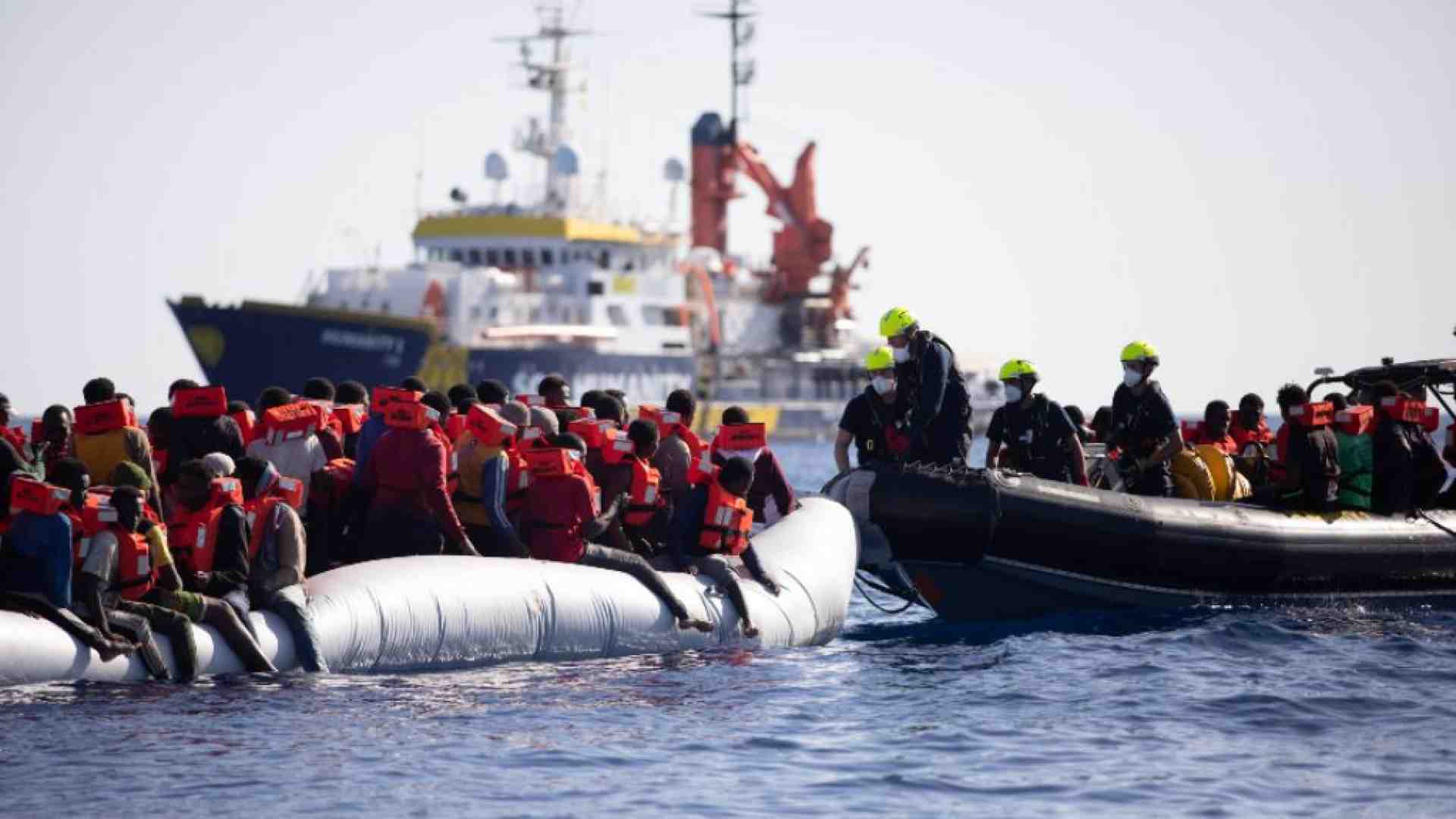 Immagine di Fronte disumanitario. Italia, Grecia, Malta e Cipro contro le navi delle Ong