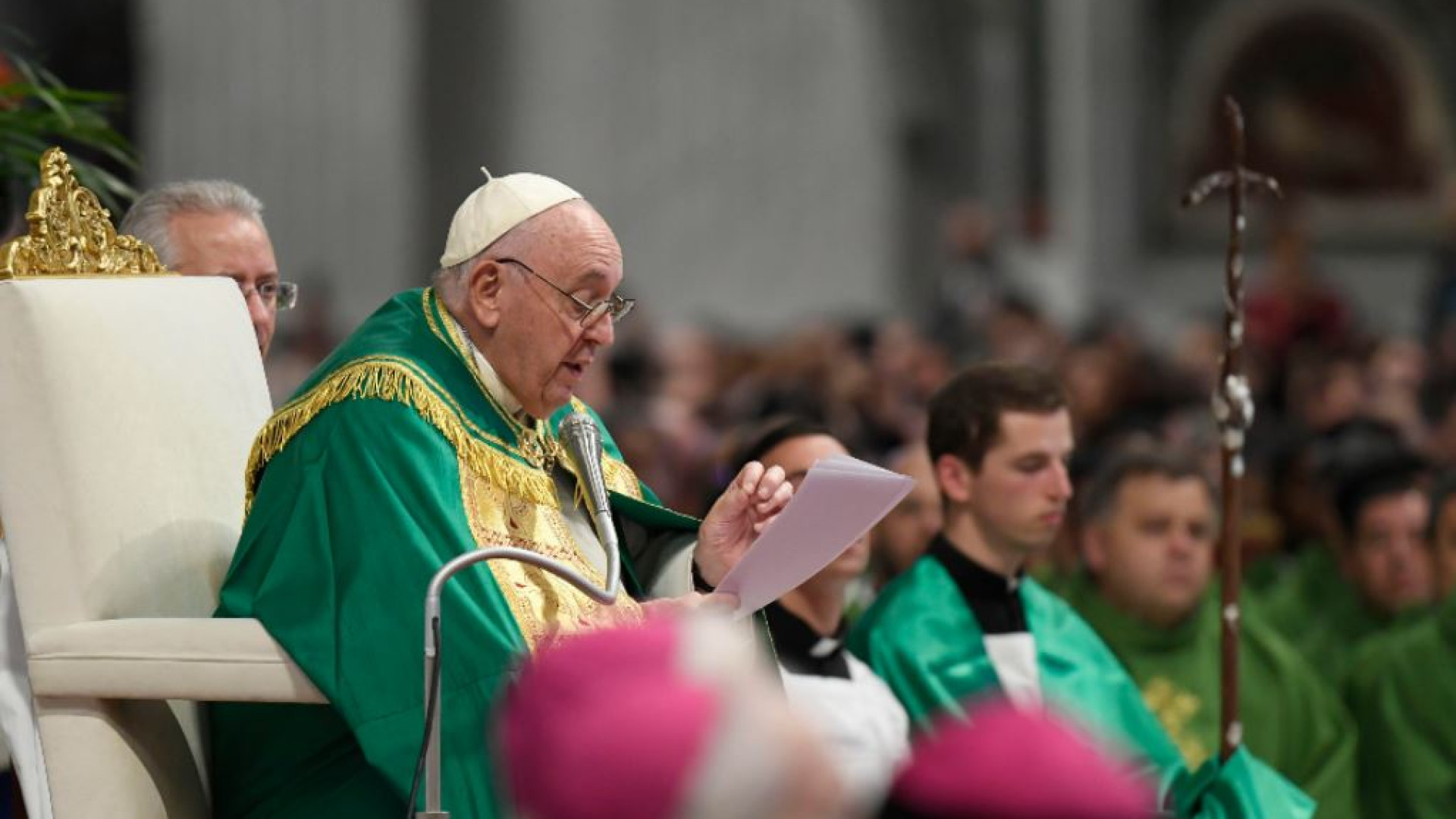 Immagine di Il Papa: c'è la terza guerra mondiale, chiediamoci cosa fare