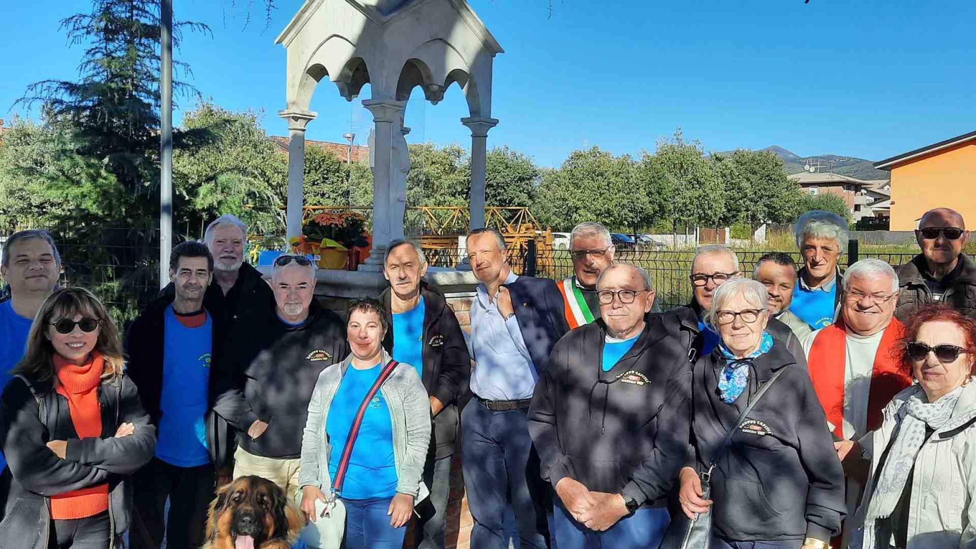 Immagine di Il Cristo sfregiato “risorge”  con le cure dei volontari