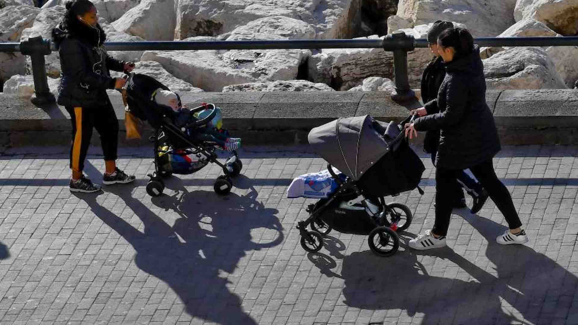 Immagine di Cosa prevedeva la prima bozza di manovra per le famiglie e i figli