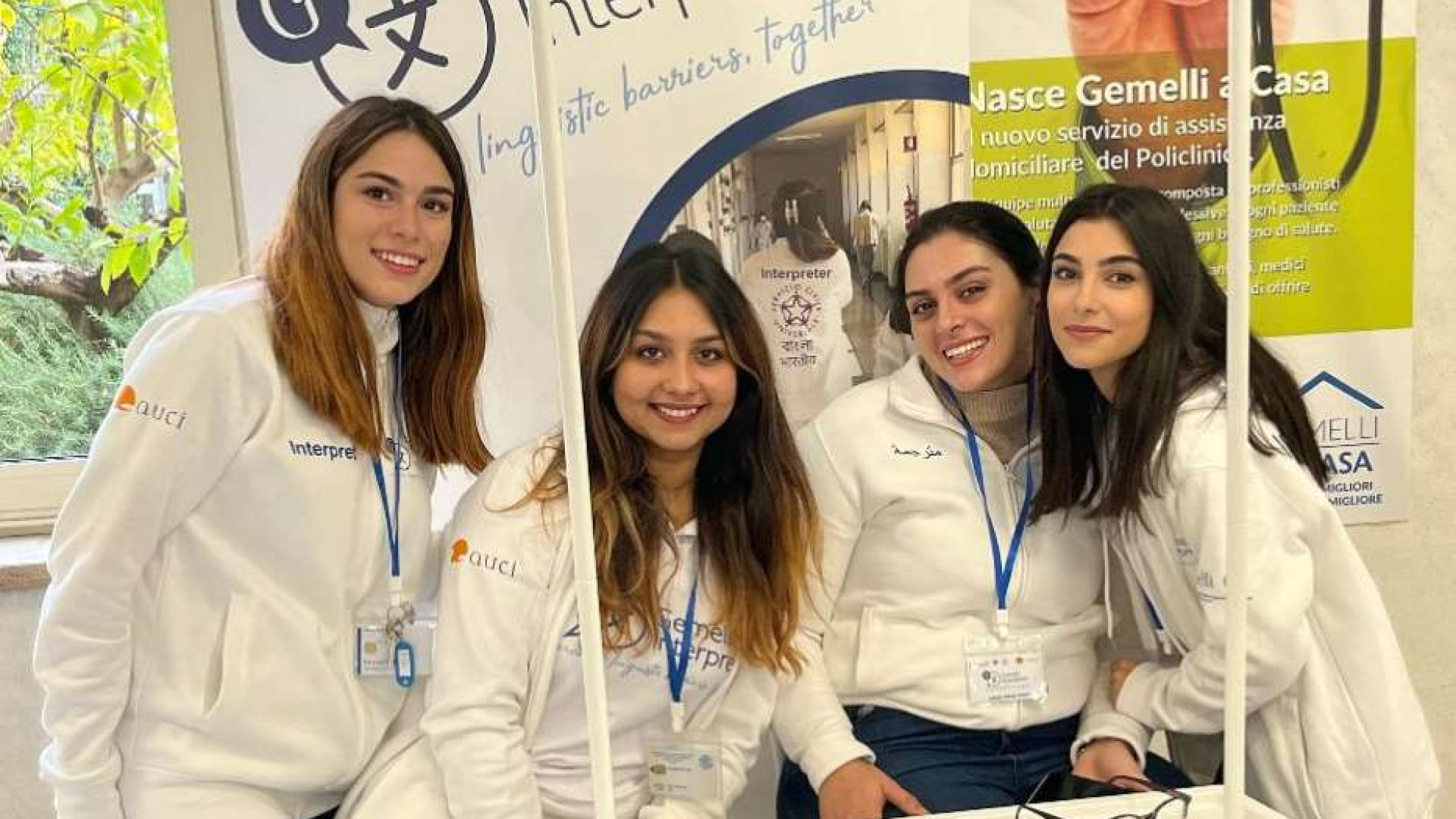 Immagine di Mano nella mano: con i giovani di TaGG l'ospedale non è più un labirinto